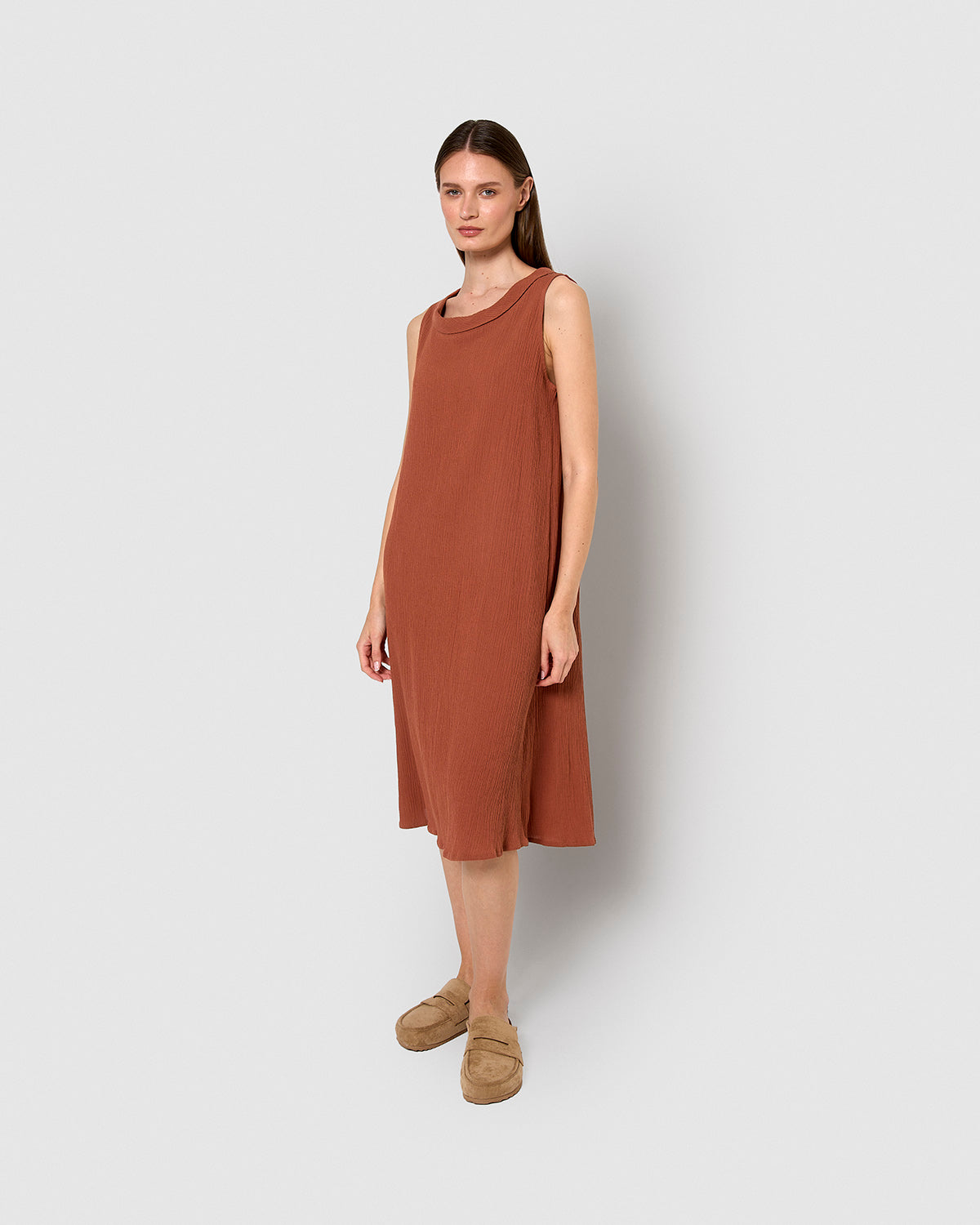 Vestido midi cuello drapeado algodón lino rosette