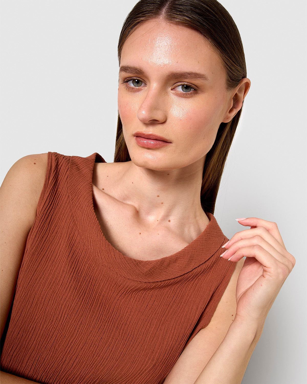 Vestido midi cuello drapeado algodón lino rosette