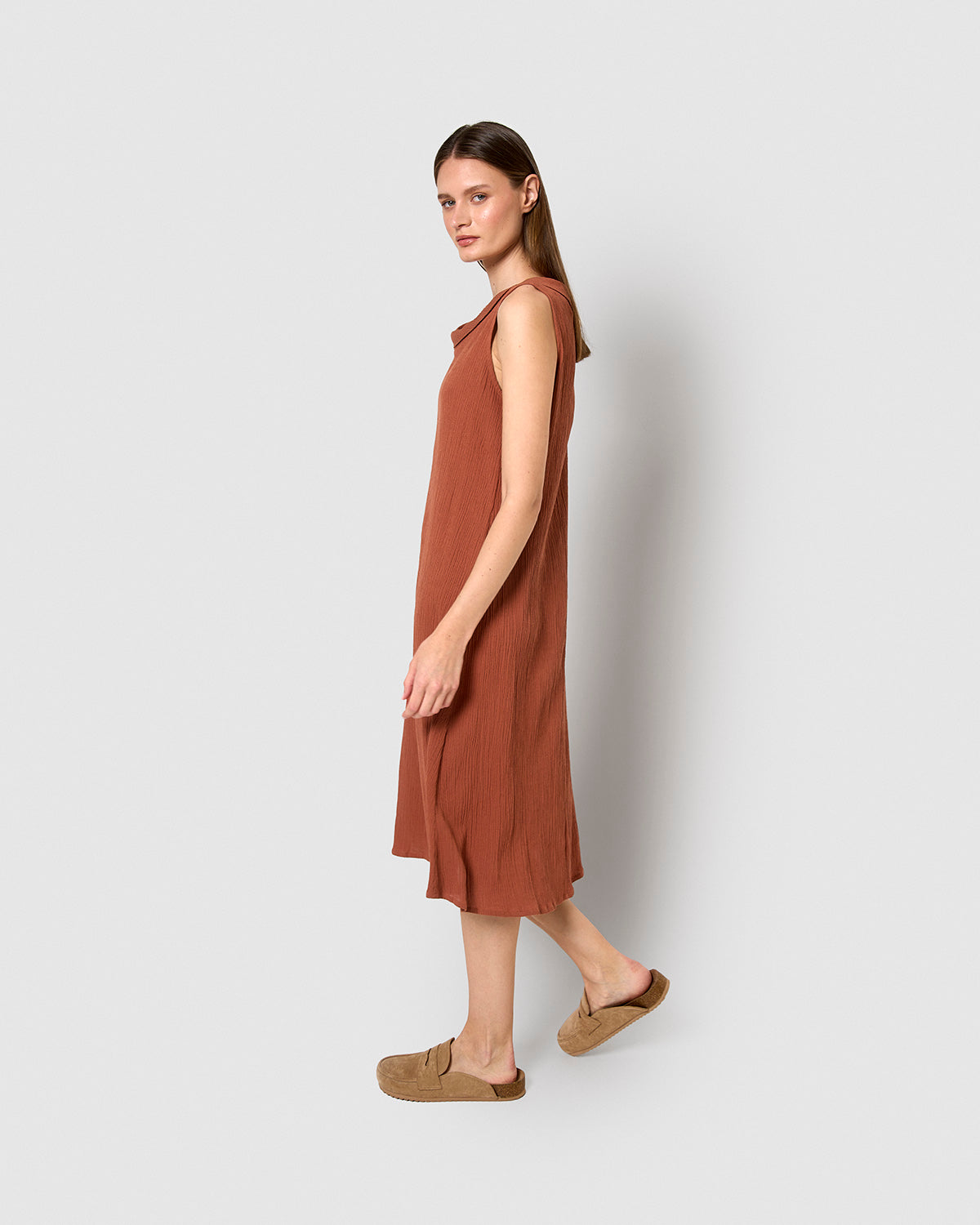Vestido midi cuello drapeado algodón lino rosette