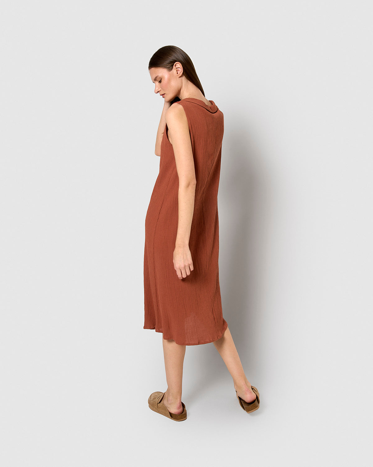 Vestido midi cuello drapeado algodón lino rosette