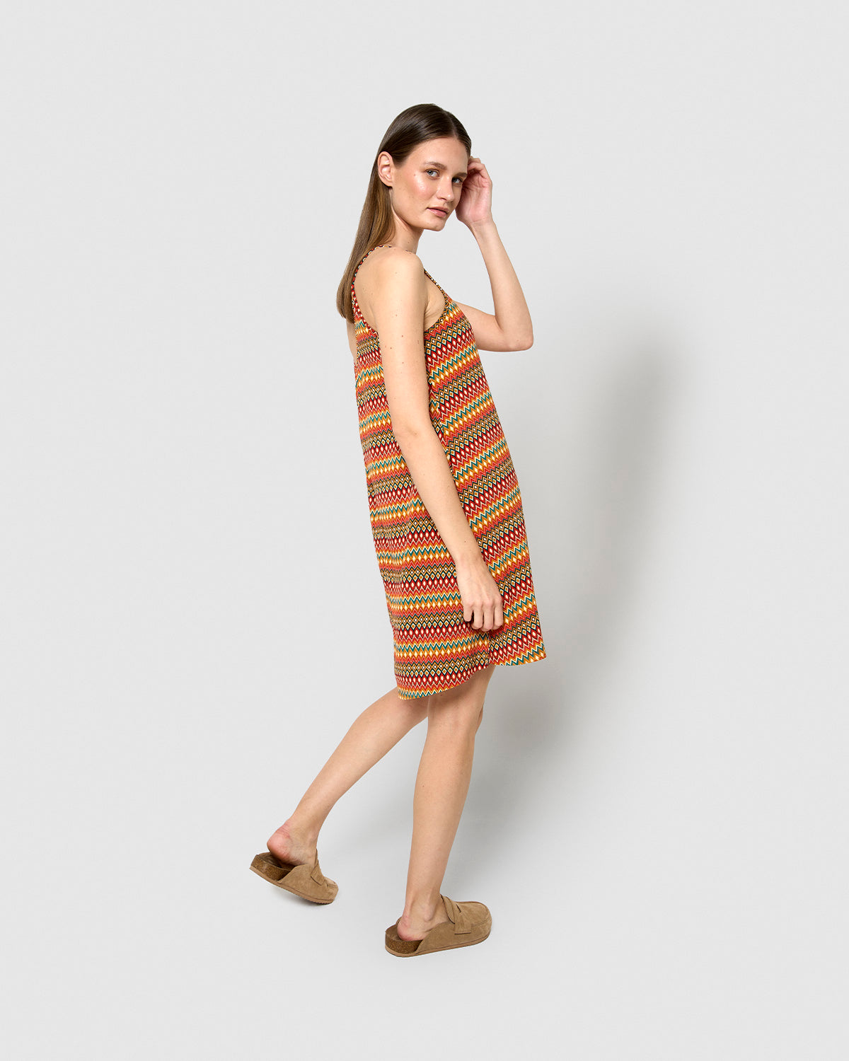 Vestido corto tirantes crepe emily teja
