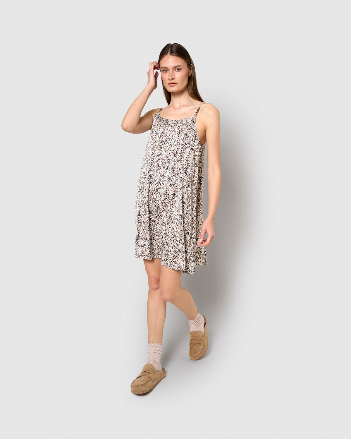 Vestido corto satén soho marrón