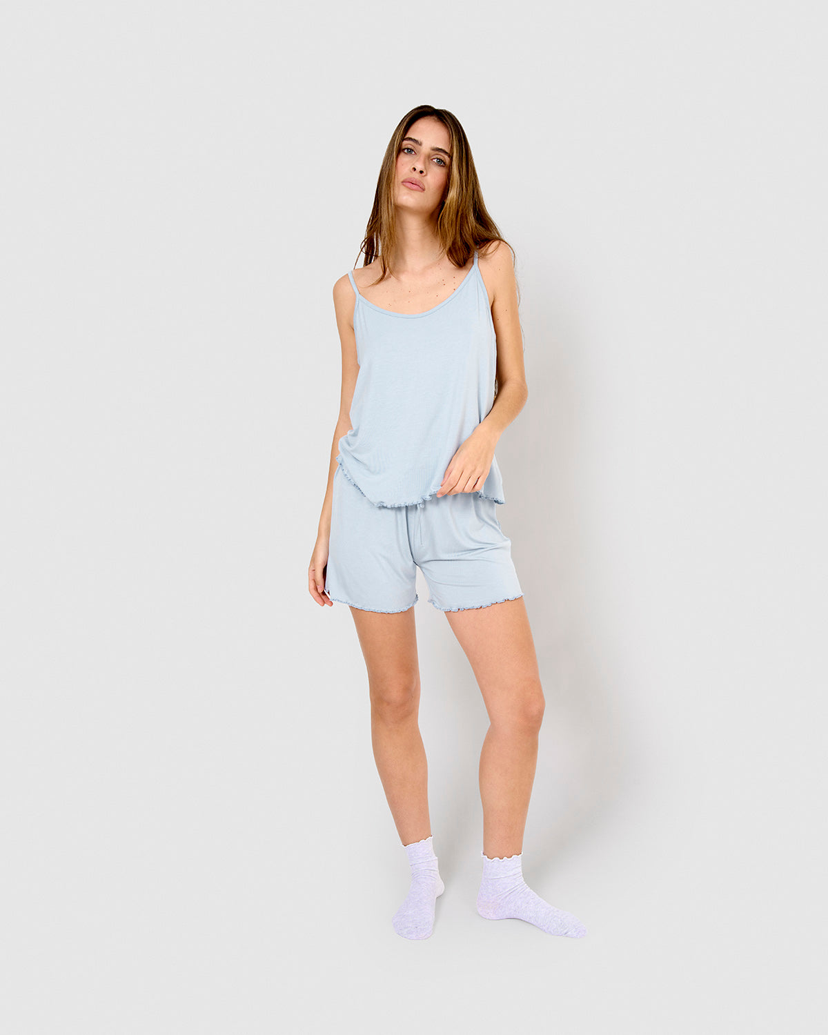 Pijama corto viscosa tirante fino celeste