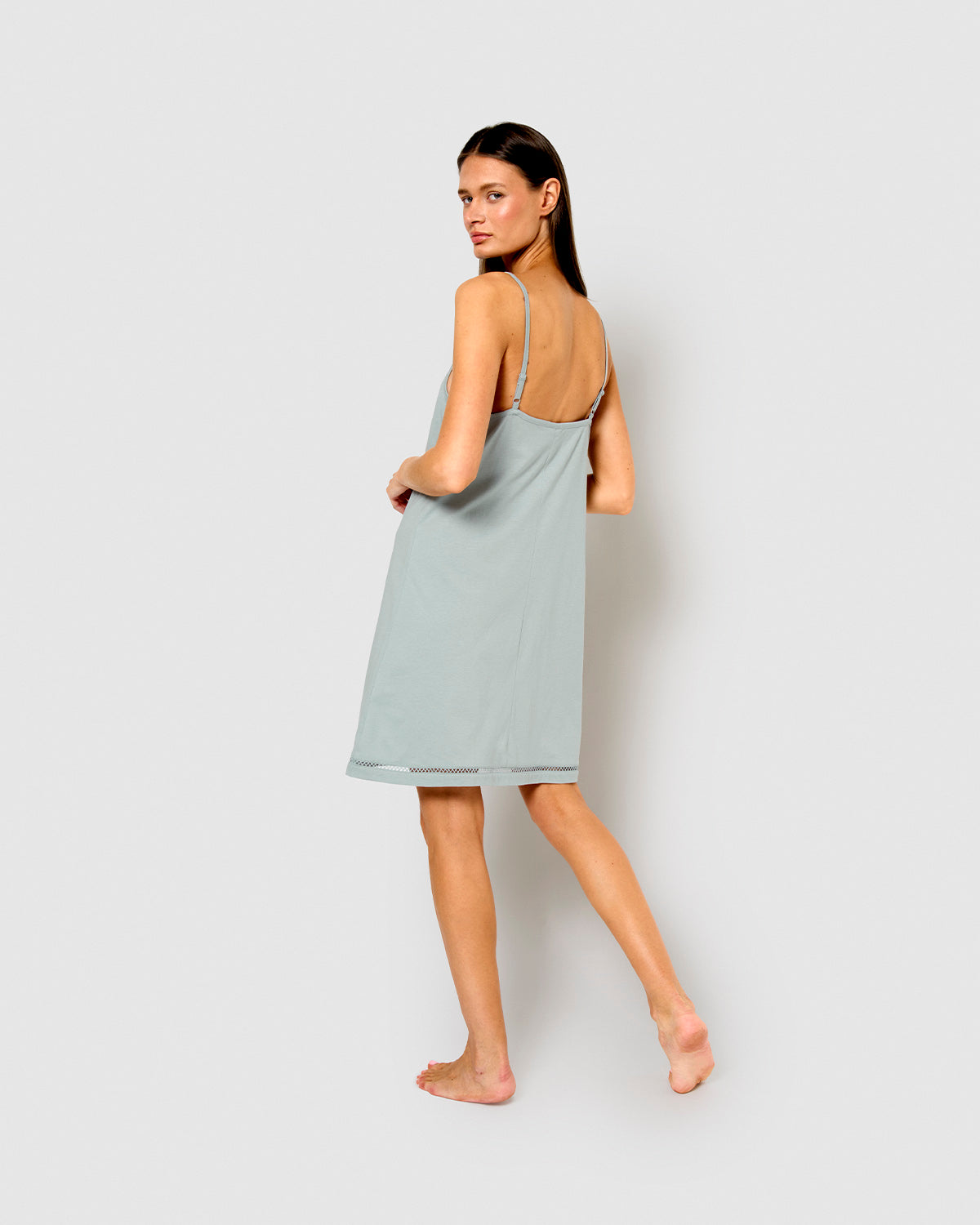Camisón corto tirantes vainica azul agua