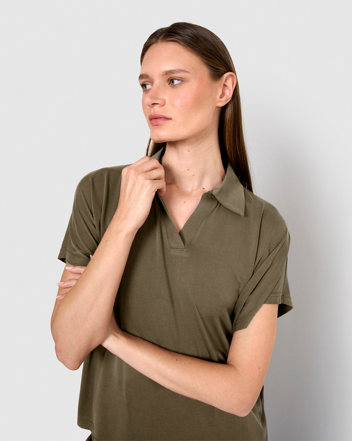 Camiseta polera manga corta verde cacería
