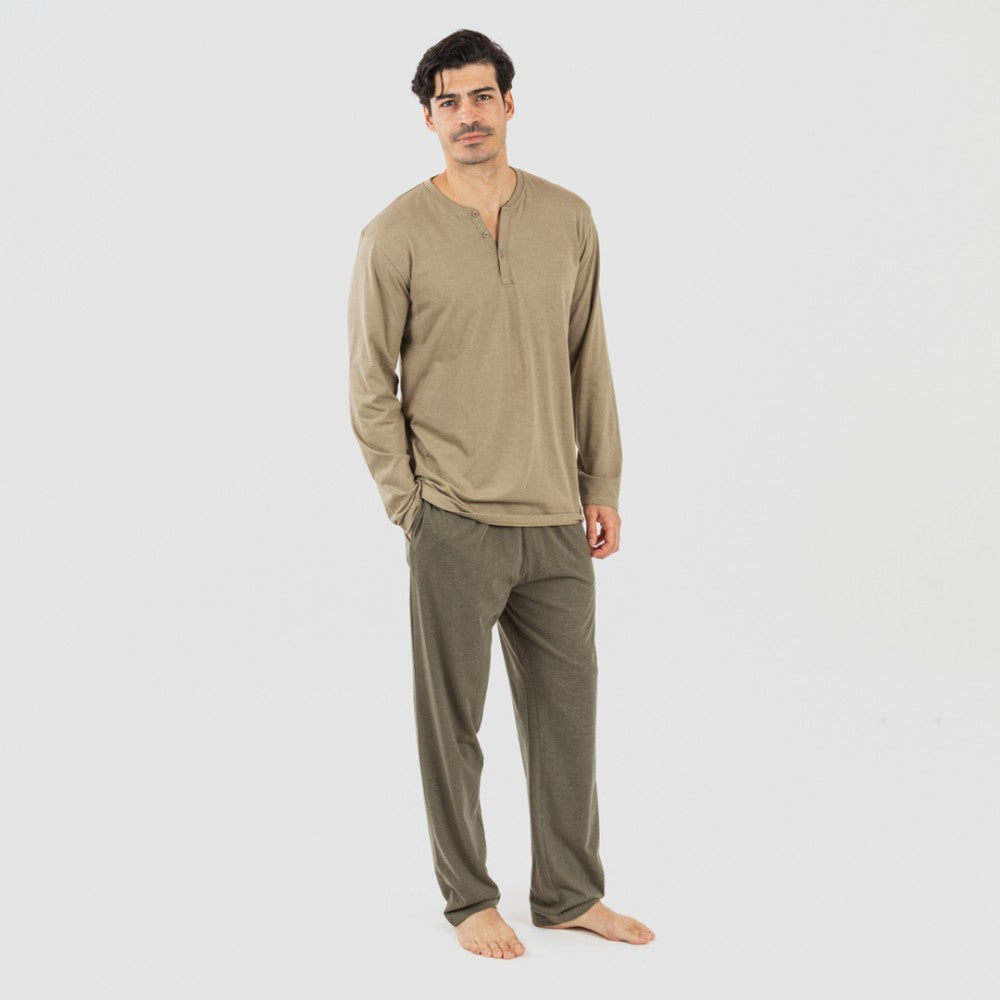 Pijama masculino comprido com botões, verde-caça - verde-escuro