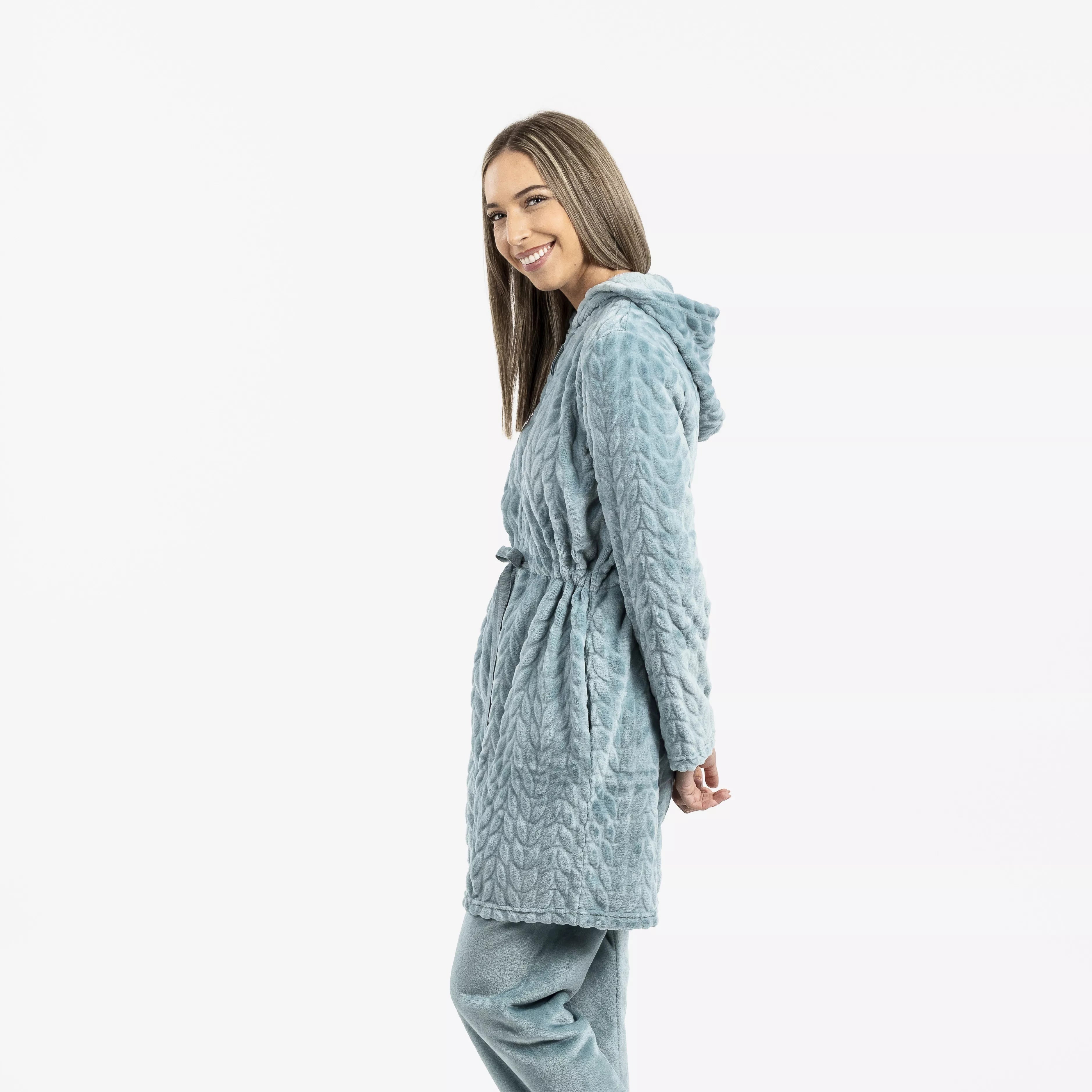 Bata terciopelo con gorro Devore lisa