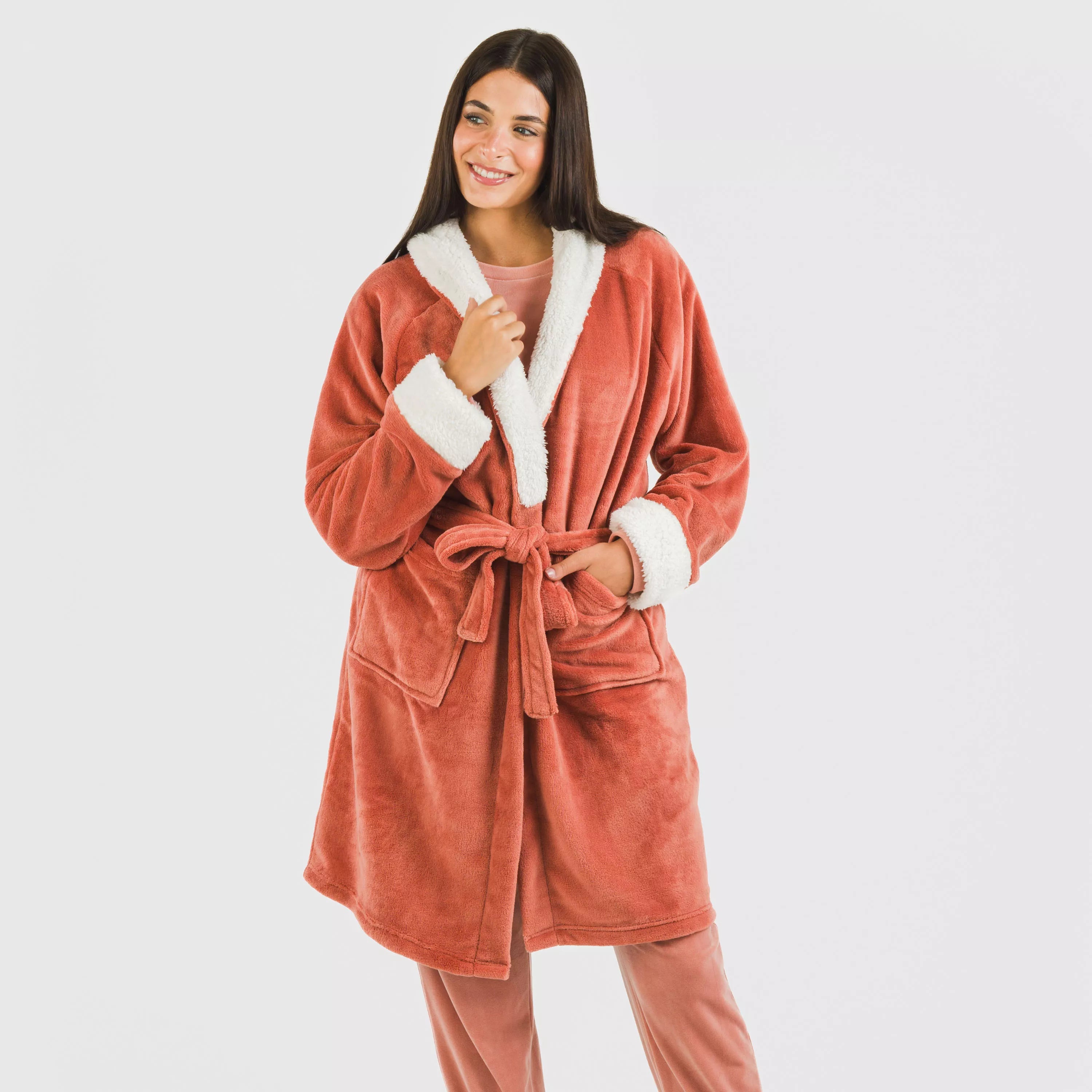 BATA TERCIOPEL SHERPA LISA