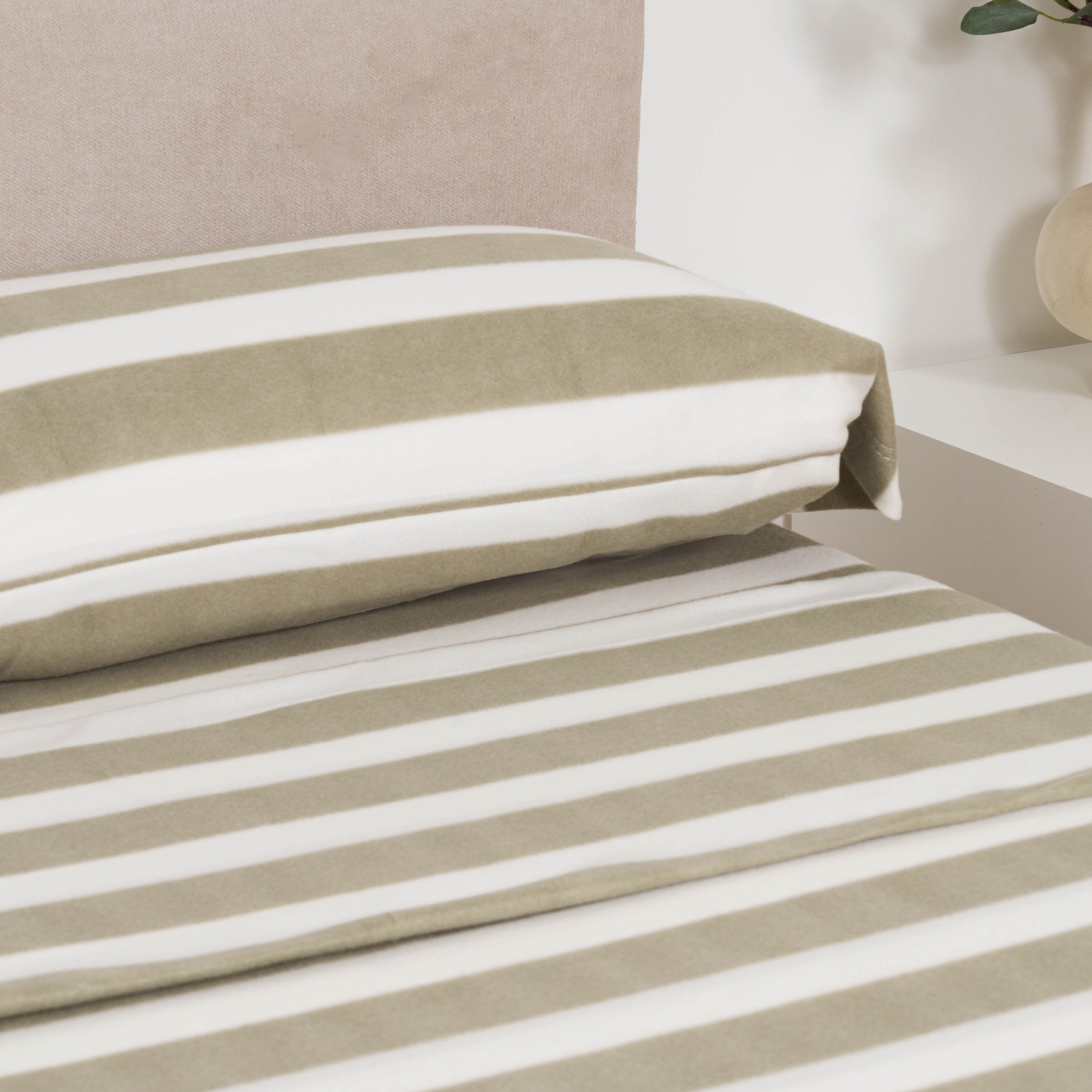 Set di lenzuola Vinia a righe Pirenei