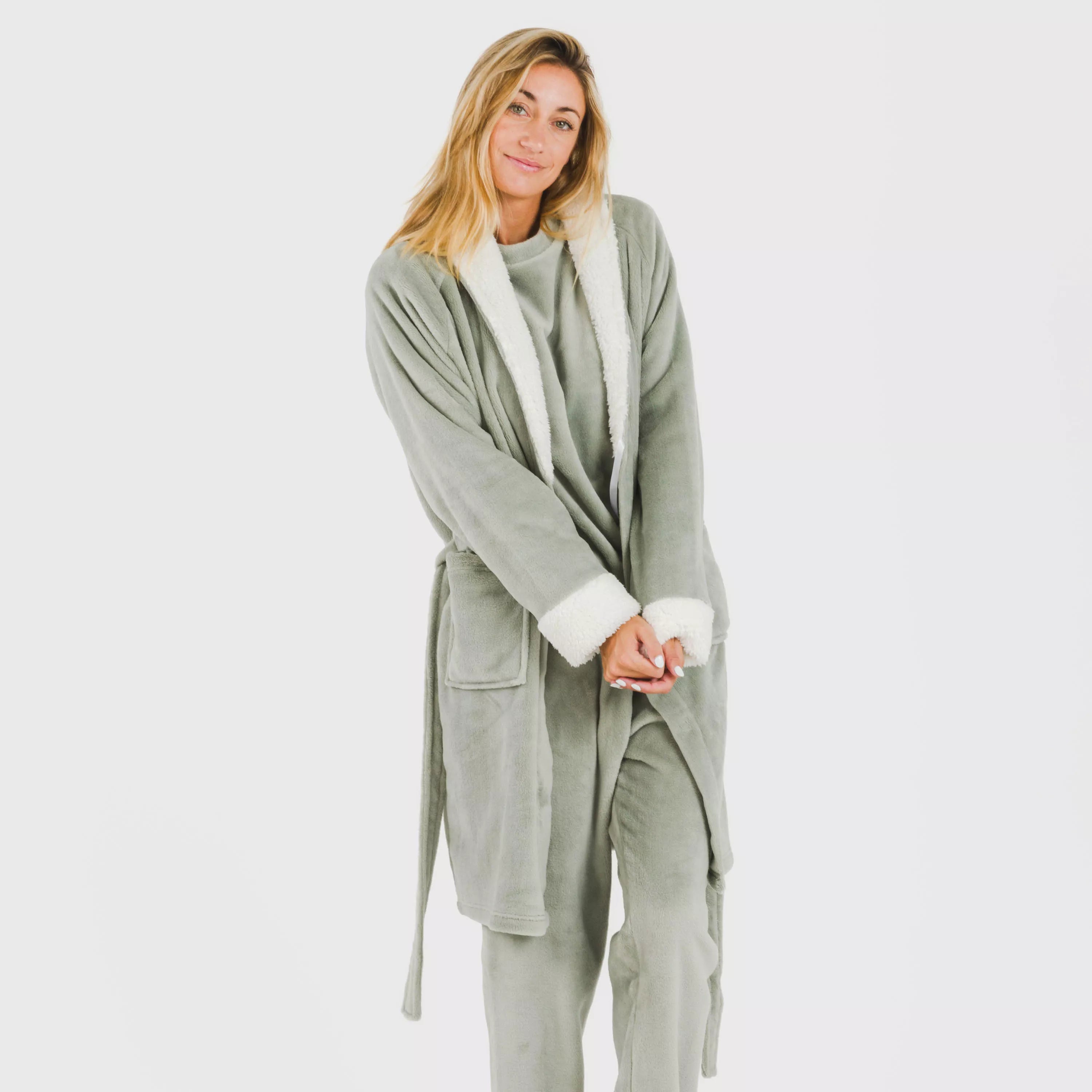 BATA TERCIOPEL SHERPA LISA