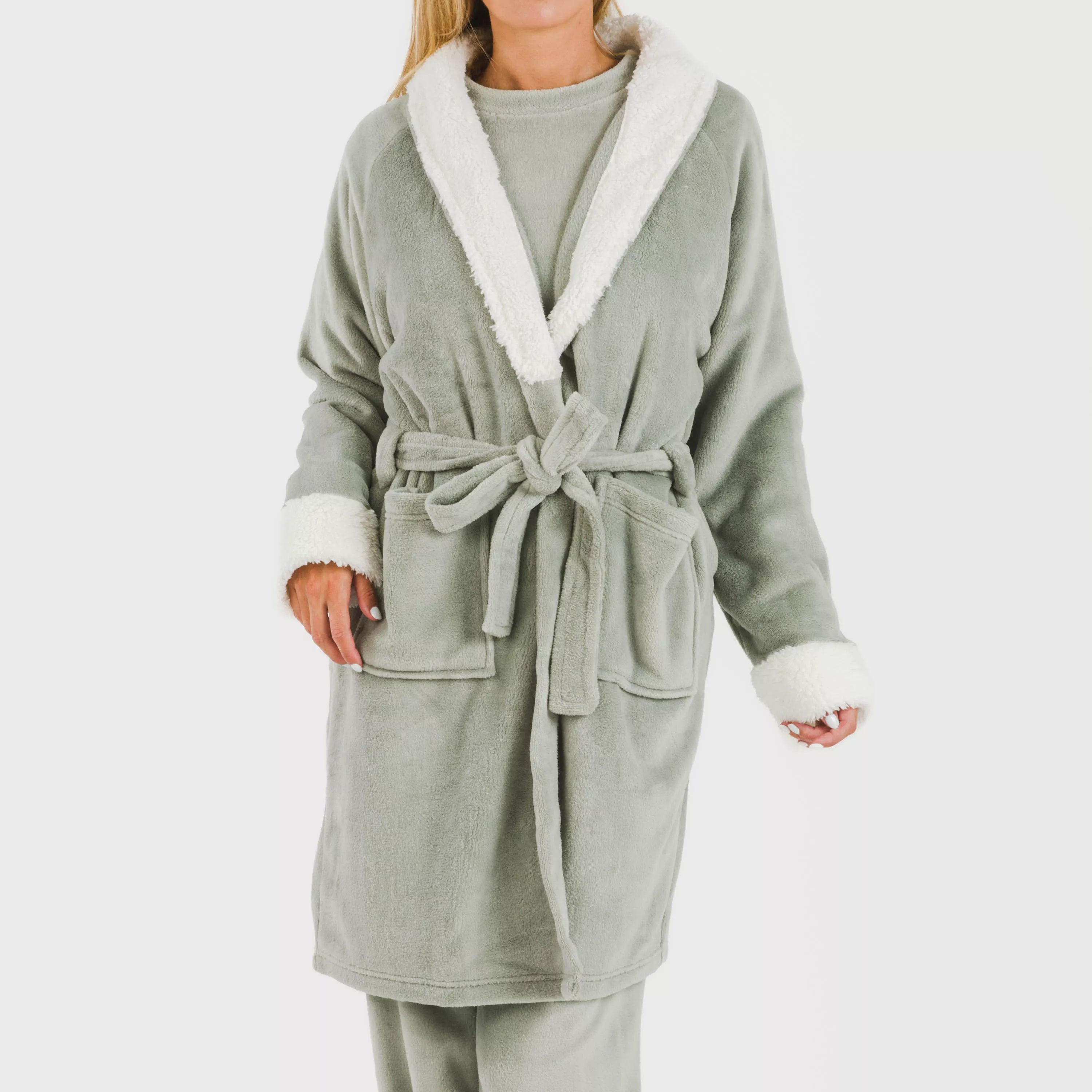 BATA TERCIOPEL SHERPA LISA