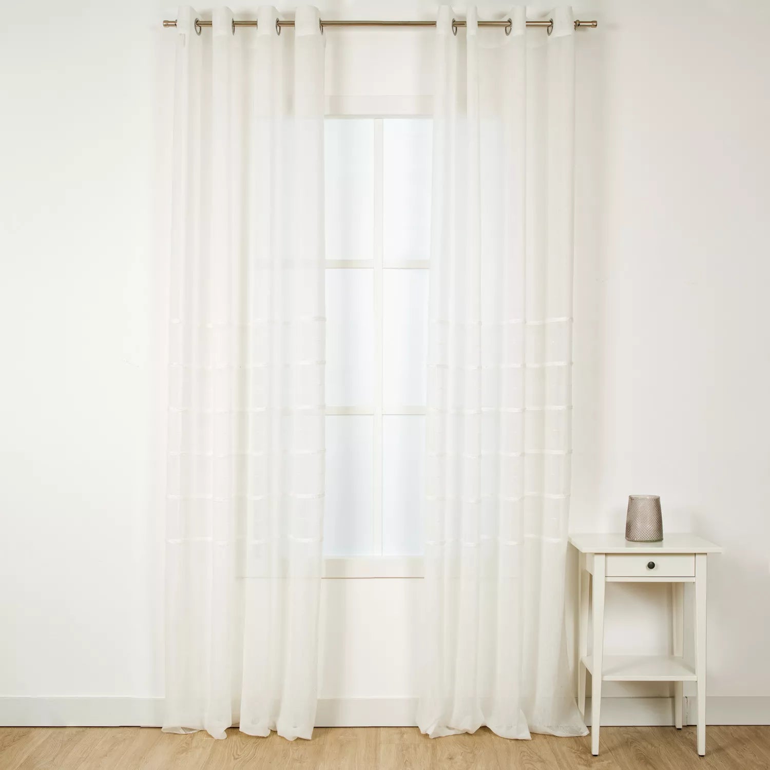 TENDA CON OCCHIELLI A STRISCE ORIZZONTALI CARMONA