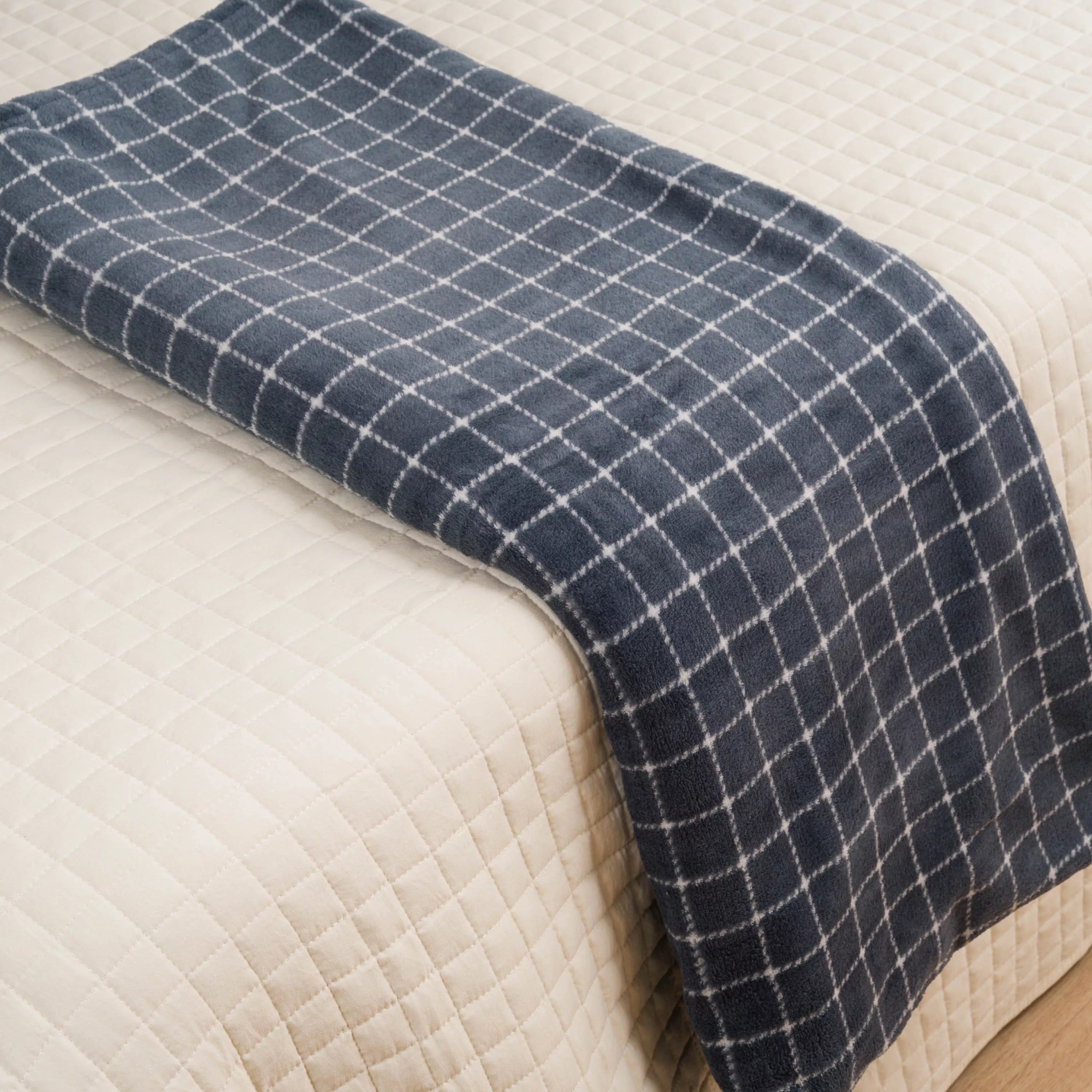 Manta Coral Cuadro Pruden