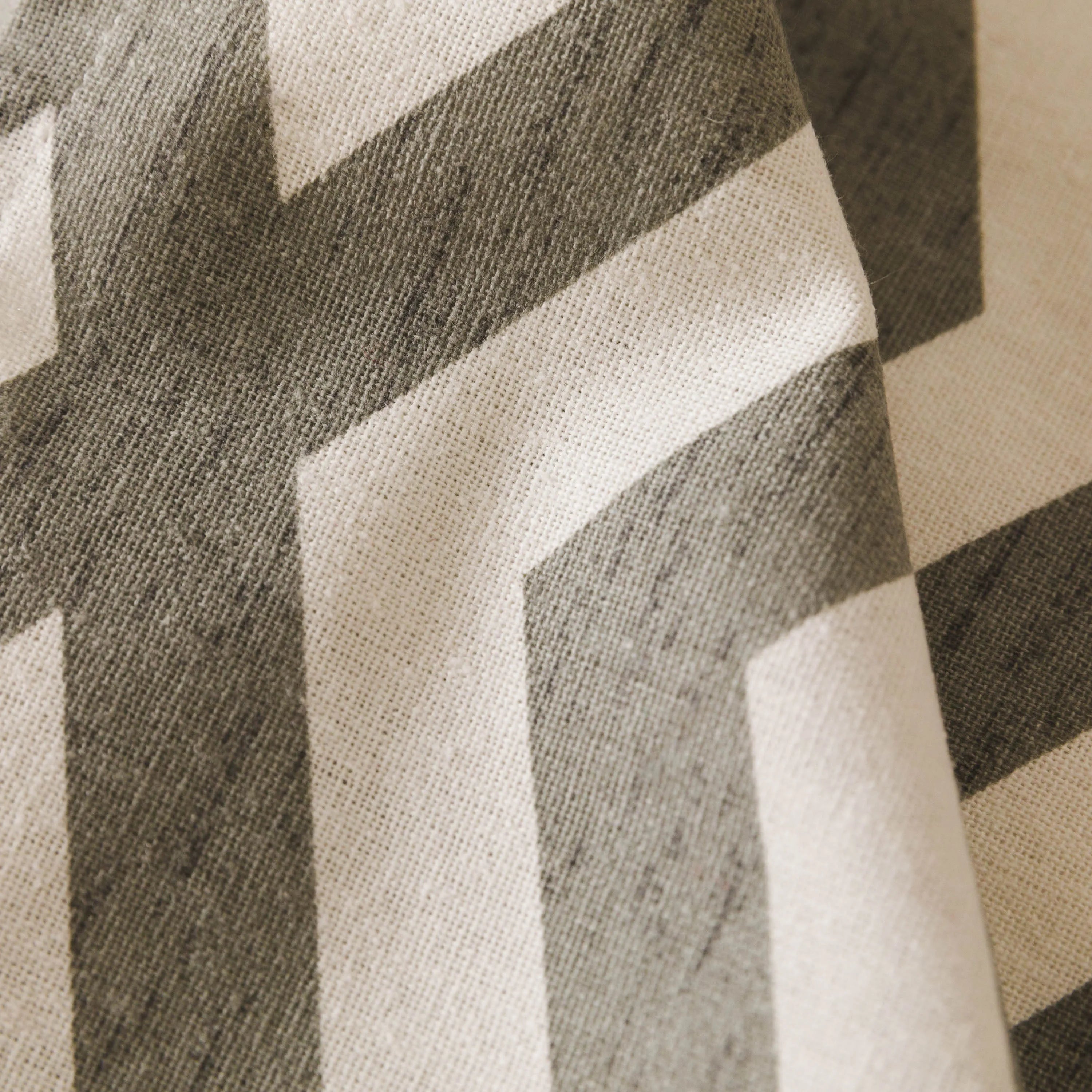 Toalha de mesa Nela resistente a manchas