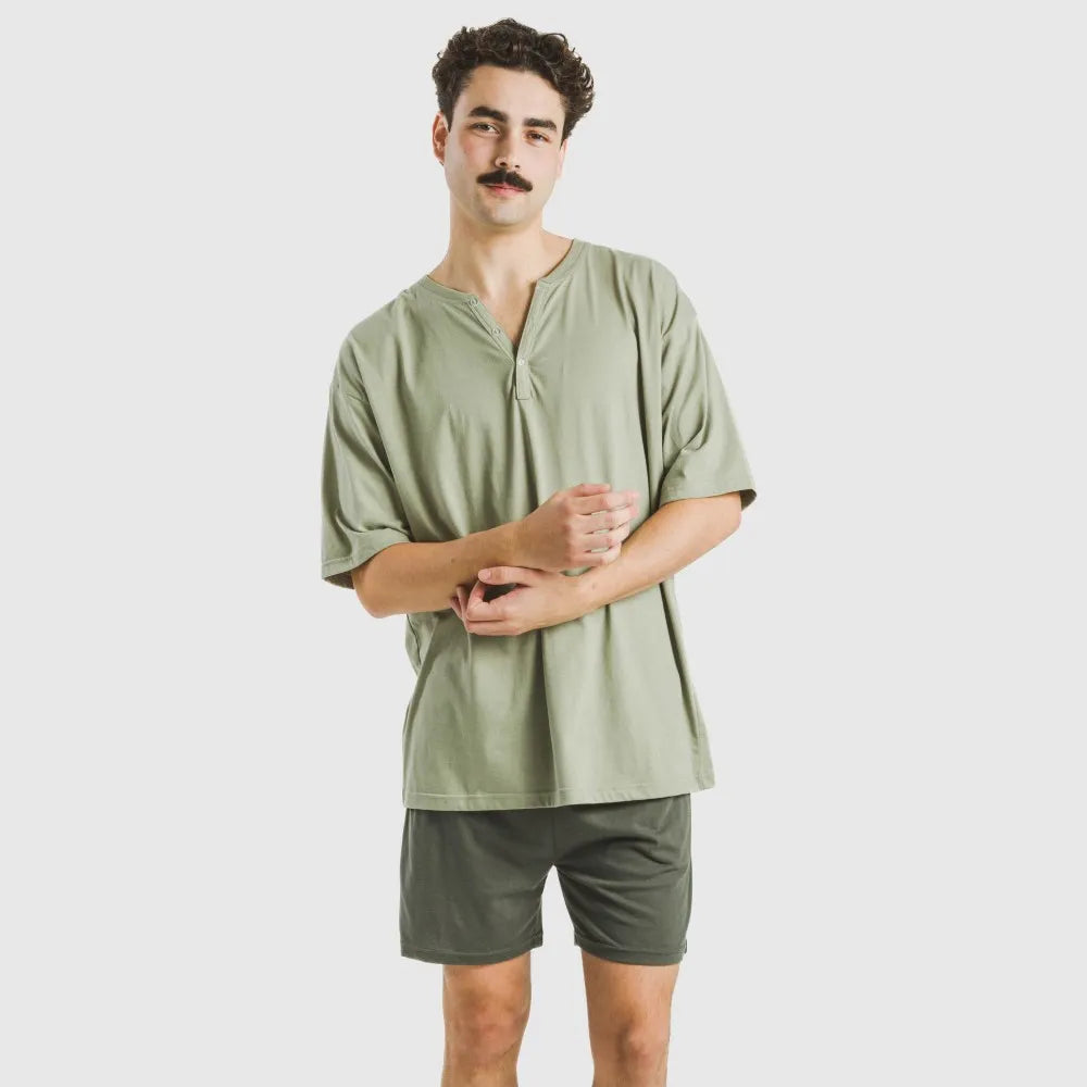 Pijama corto hombre con botones verde claro - verde oscuro
