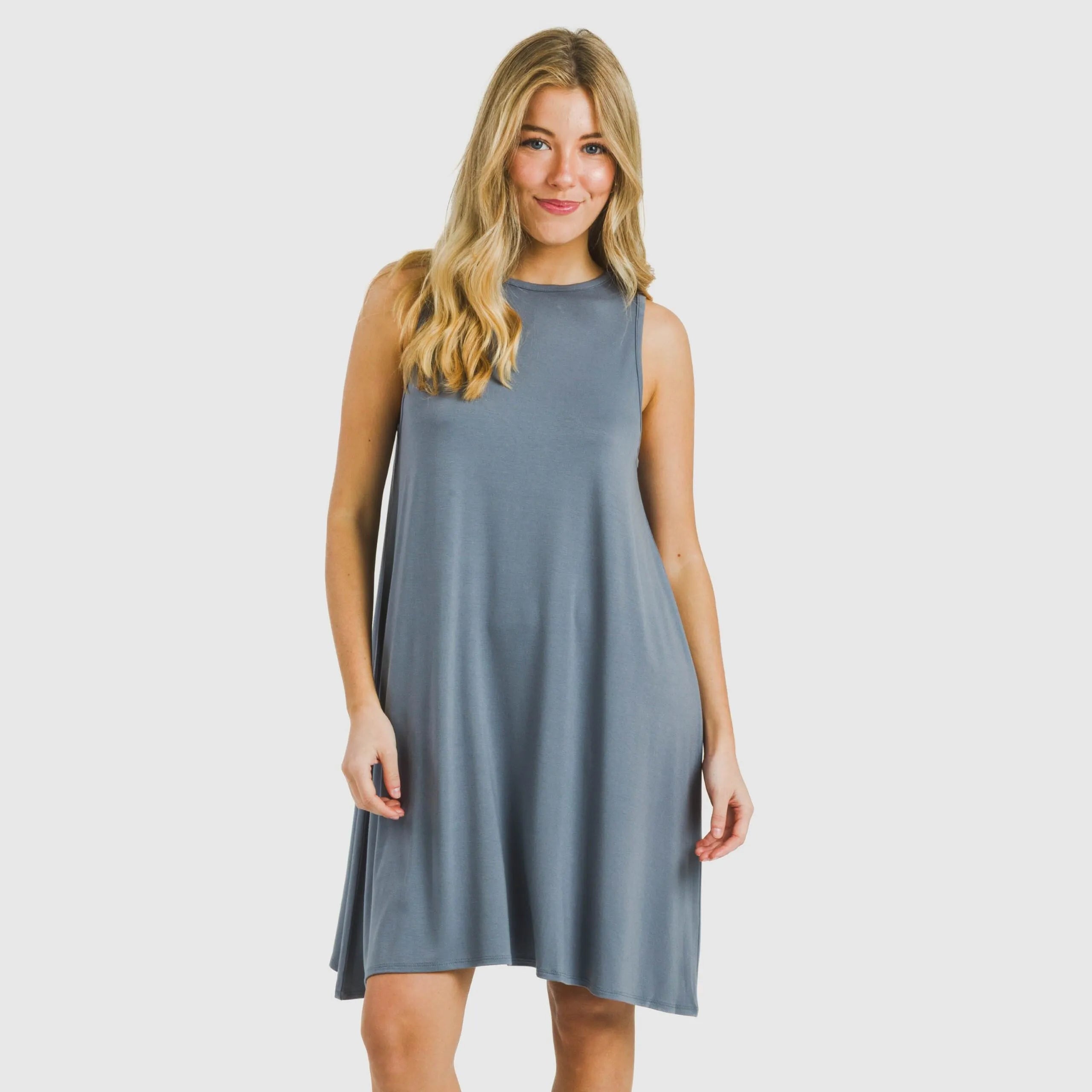 Vestido corto tirantes viscosa liso