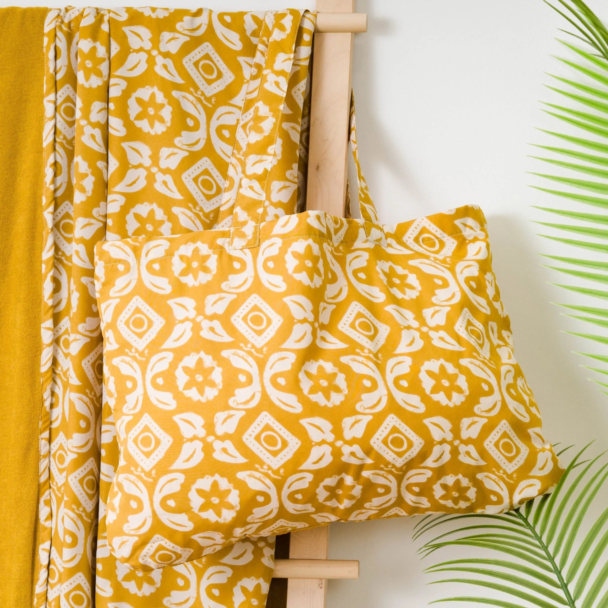 PACK TOALLA PAREO + BOLSO EUGENIA