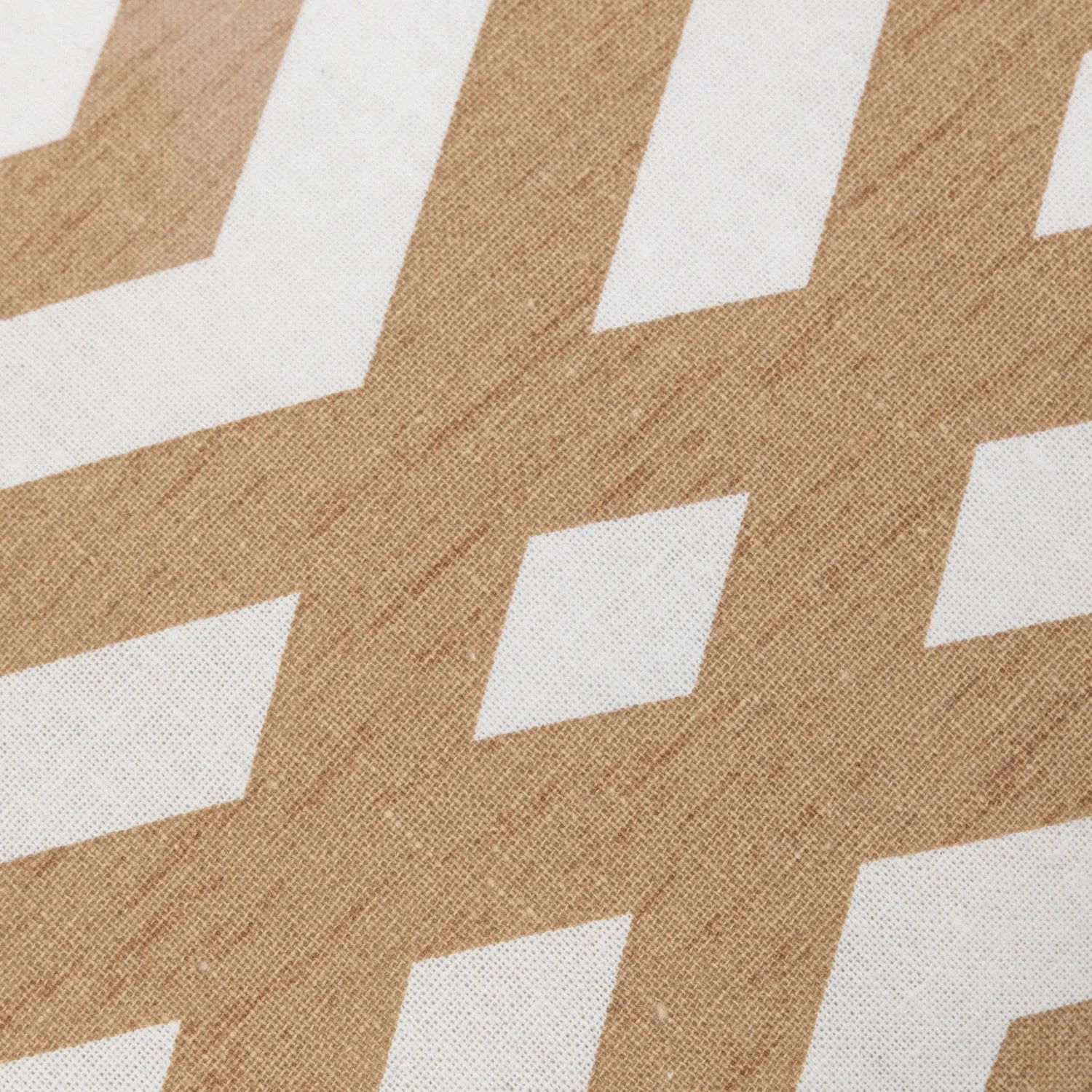 Cojín cuadrante antimanchas Nela liso 50x50 - funda + relleno