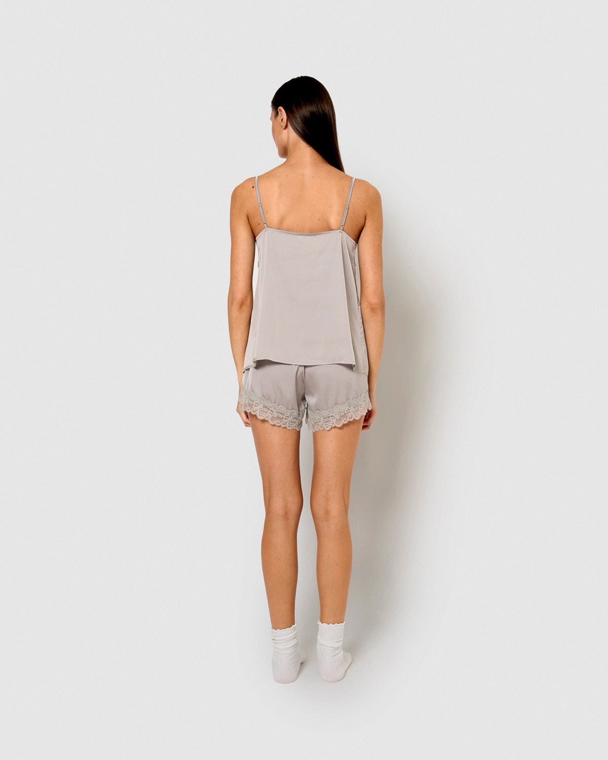 Pyjama à bretelles en satin pour femme, uni vendredi
