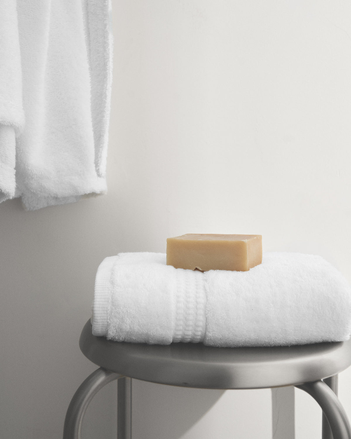 Toalla de baño 700gr blanco