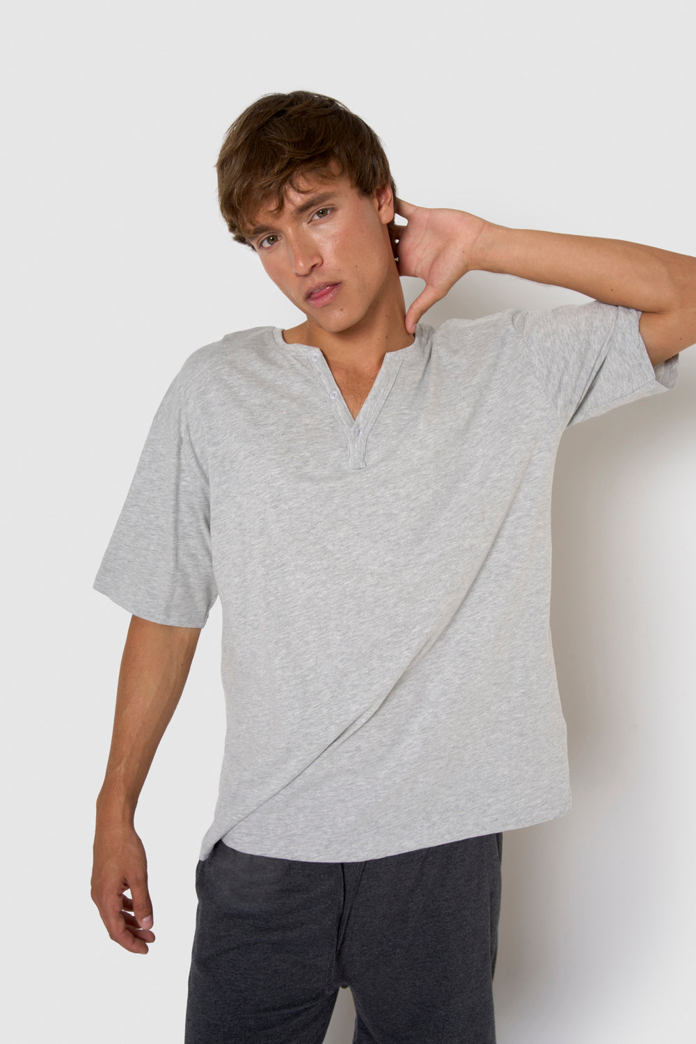 Pigiama corto da uomo con bottoni semplici