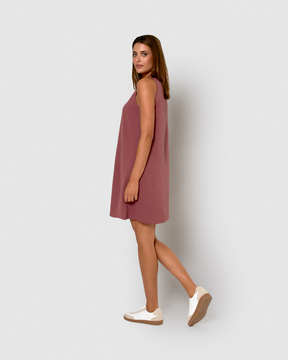 Short dress with straps, plain cotton muslin