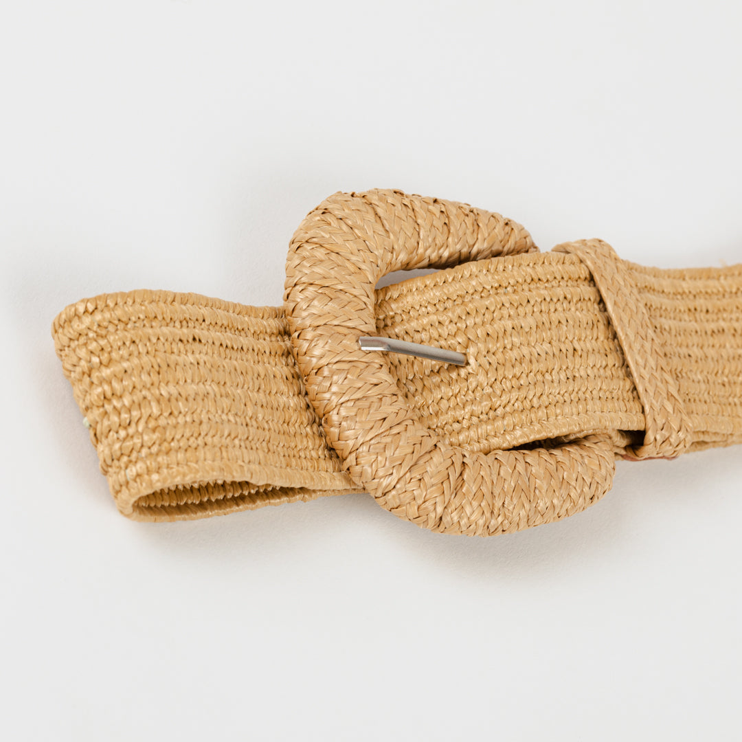 Cinturón de rafia trenzada beige