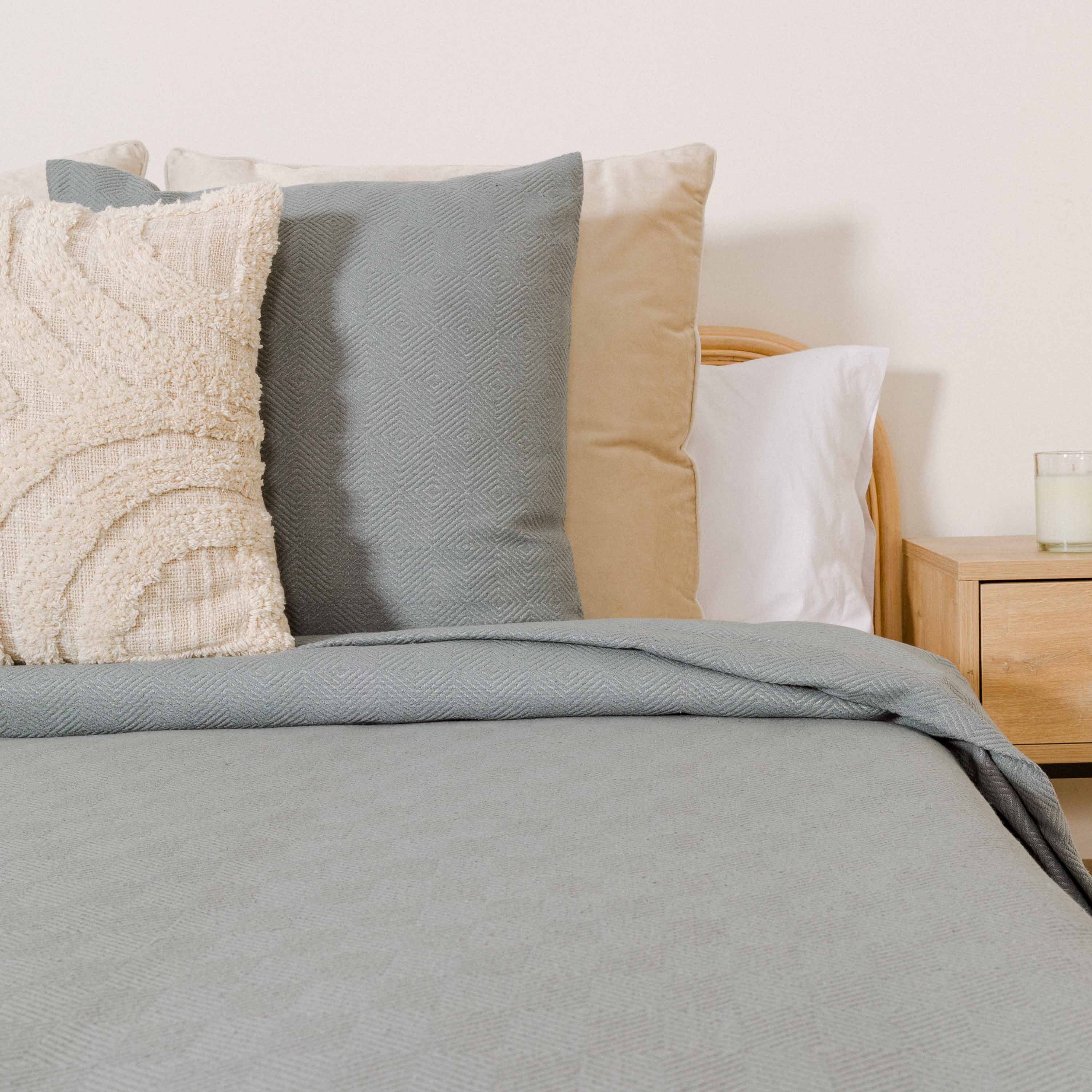 Keike Maximum Blue Pique Quilt