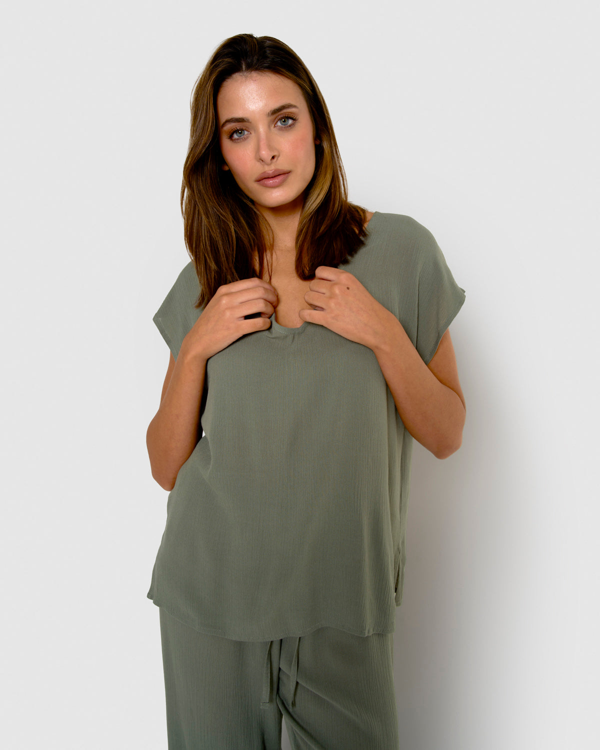 Camisa de mujer de viscosa bambula verde
