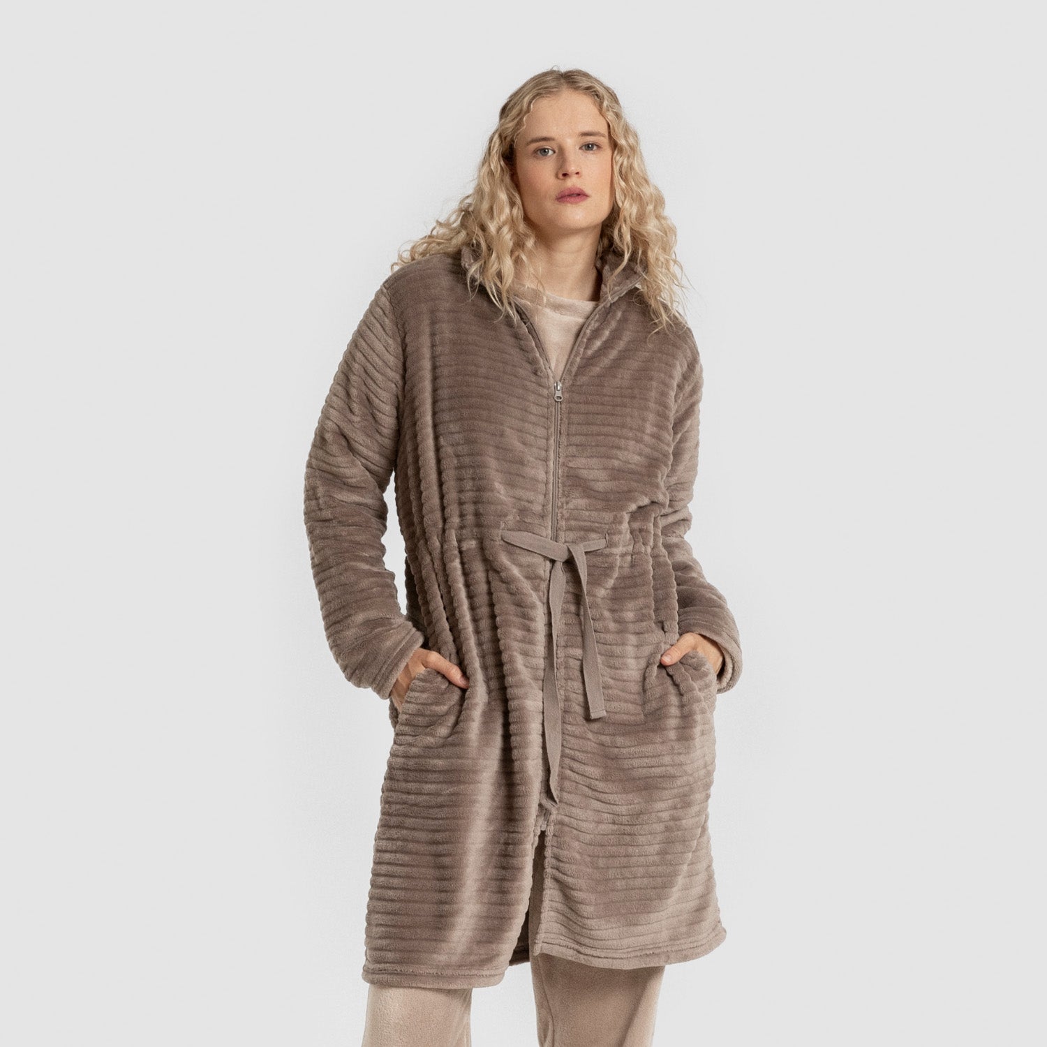 Brown Striped Velvet Dressing Gown with Zipper – Tramas+