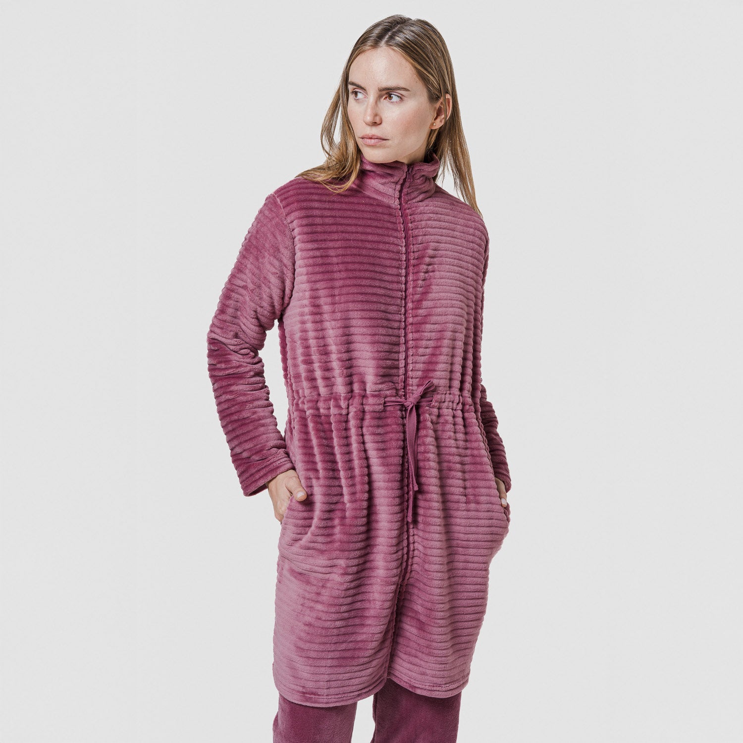 Bata terciopelo raya cremallera