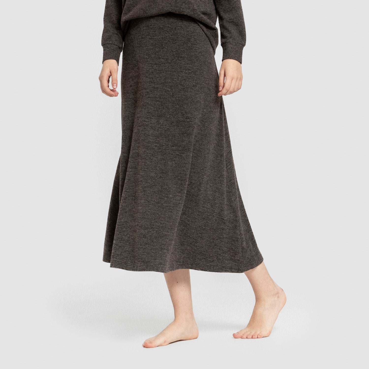 Falda midi evase new punto extra suave