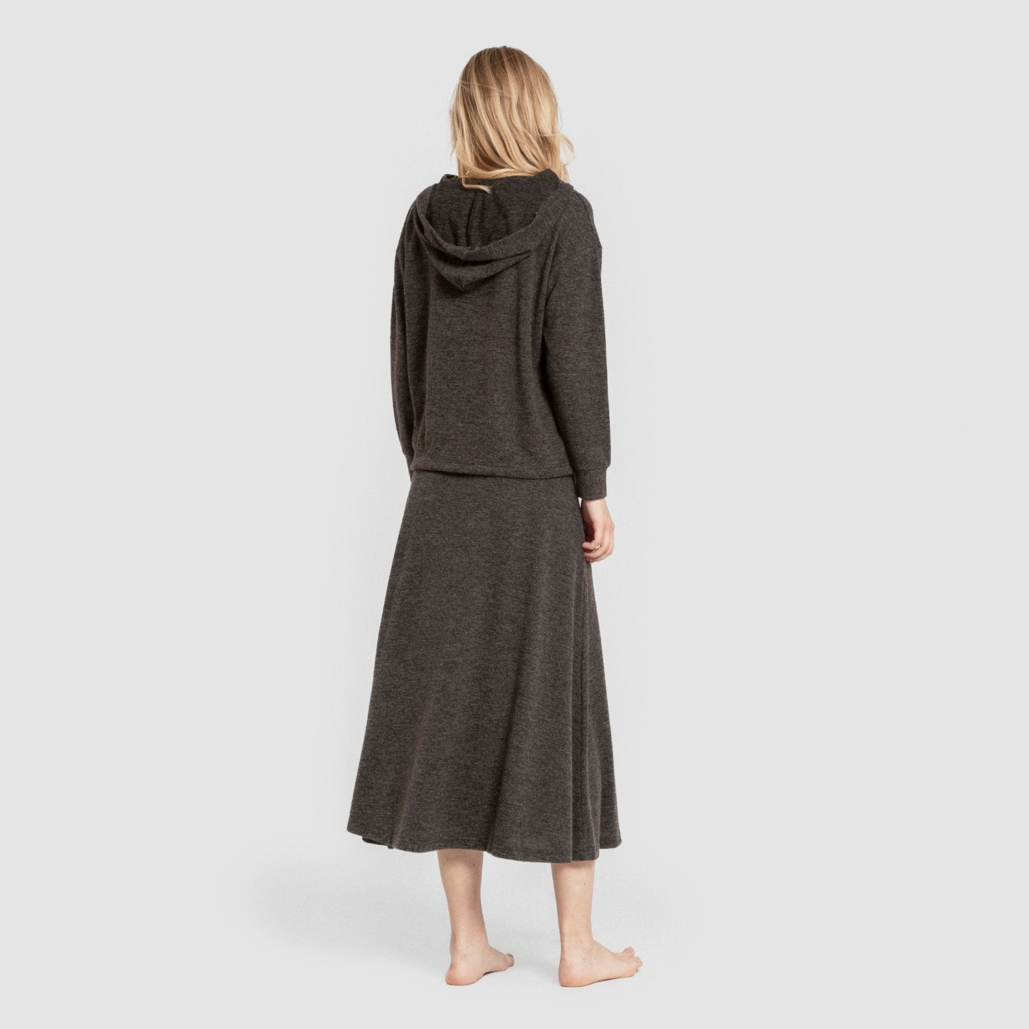 Falda midi evase new punto extra suave