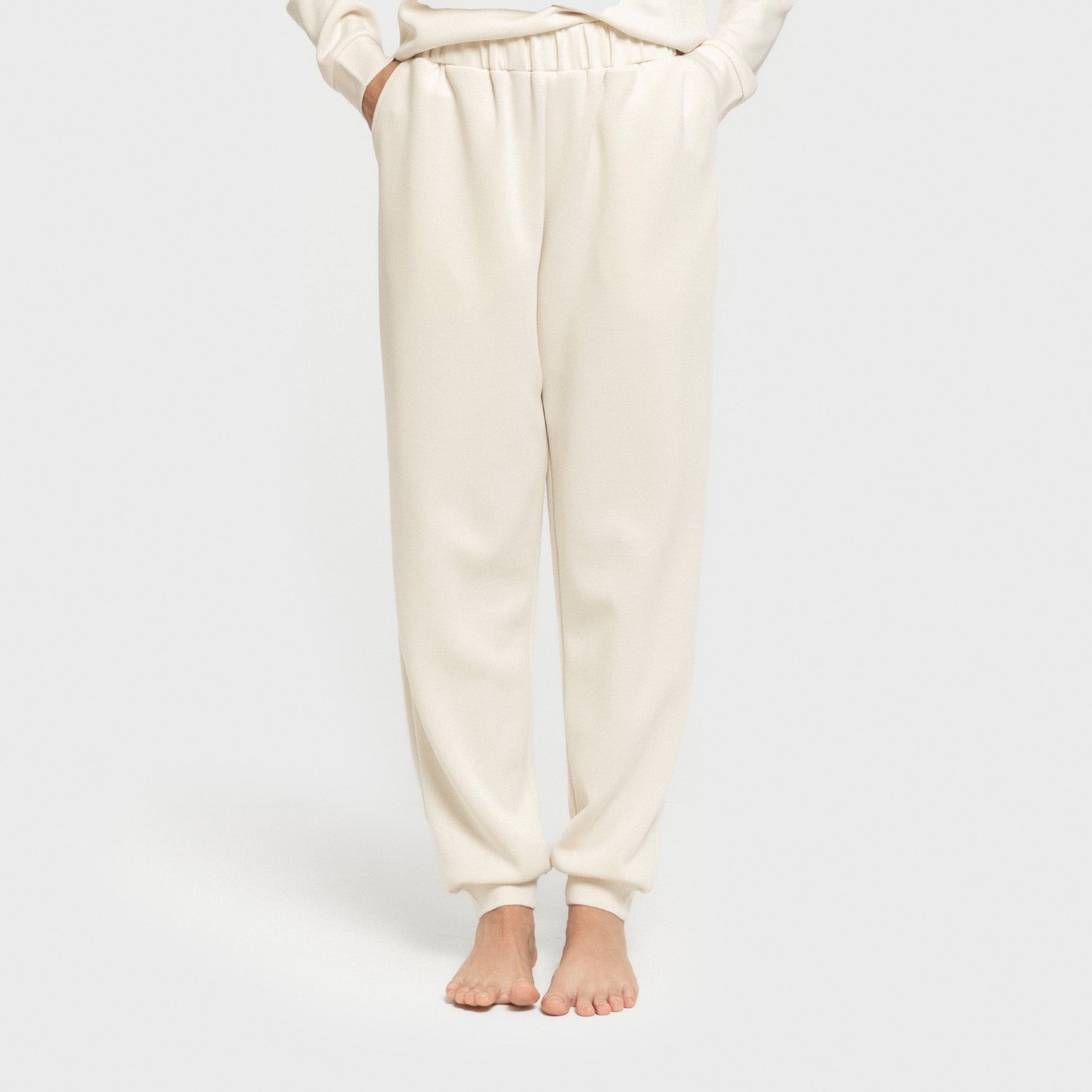 Pantalón jogger estilo modal mujer