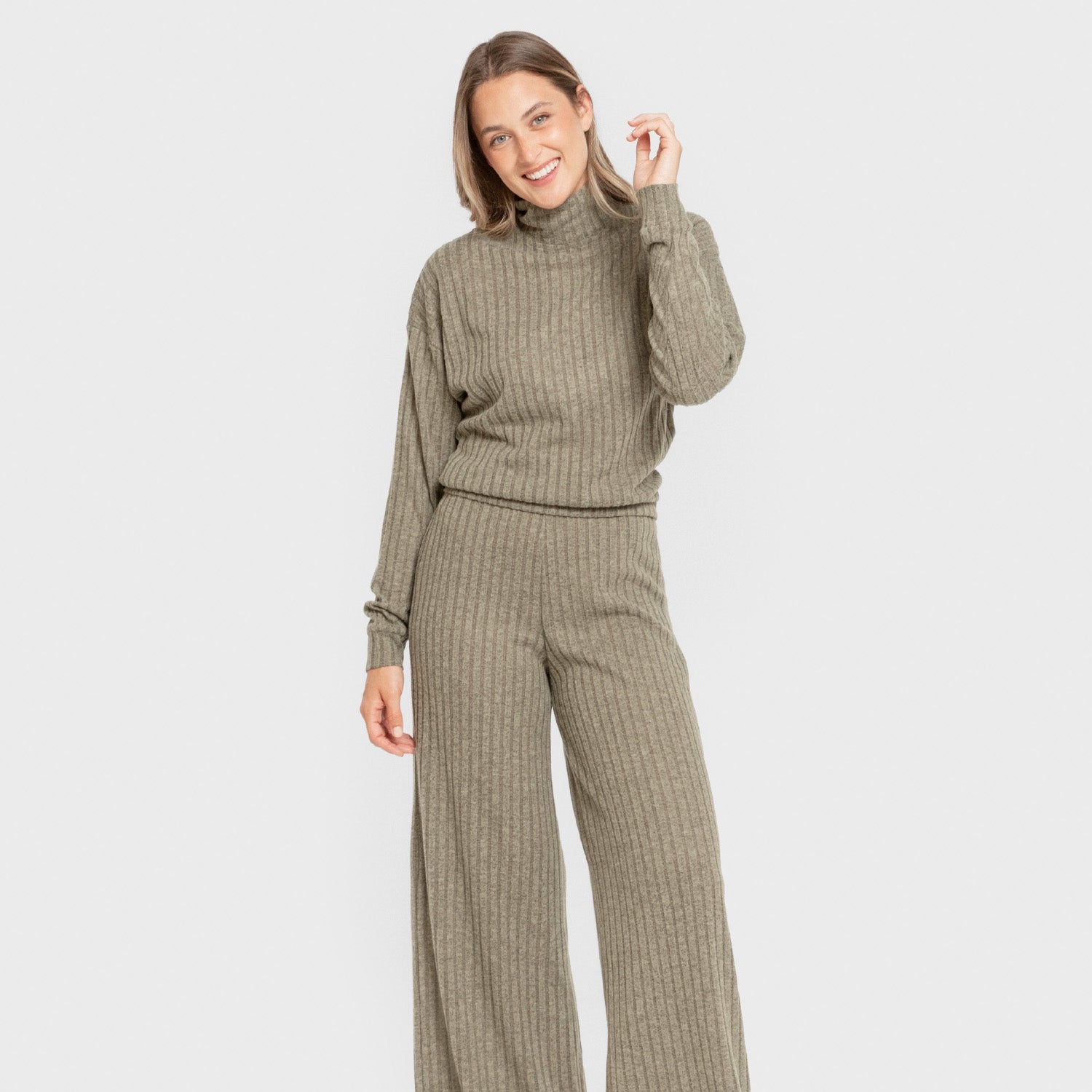 Pantalón largo ancho 4x2 canalé mujer