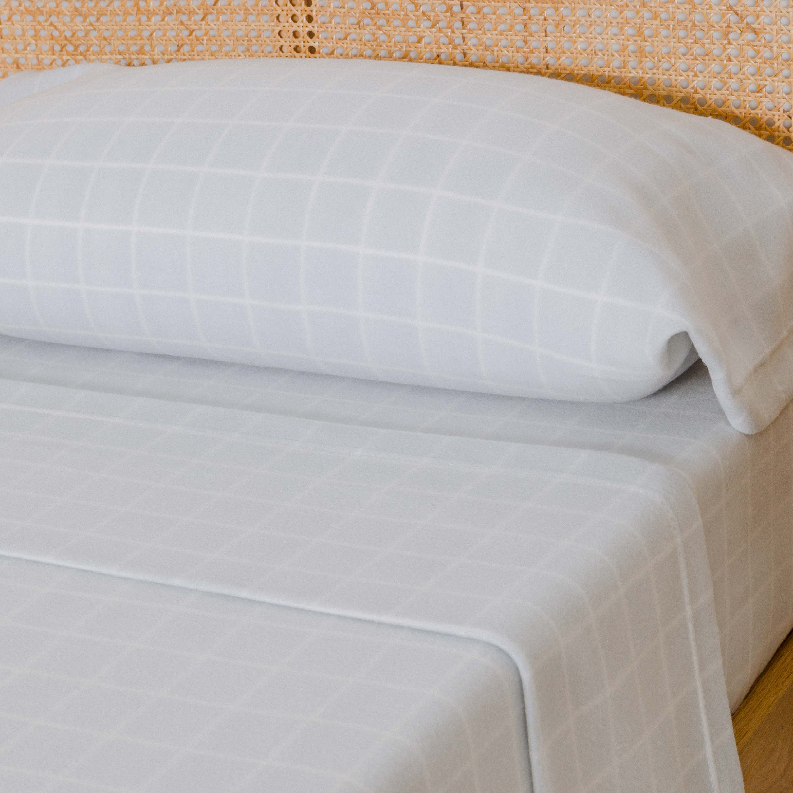 Juego de sábanas pirineo Cuadro Uceda celeste