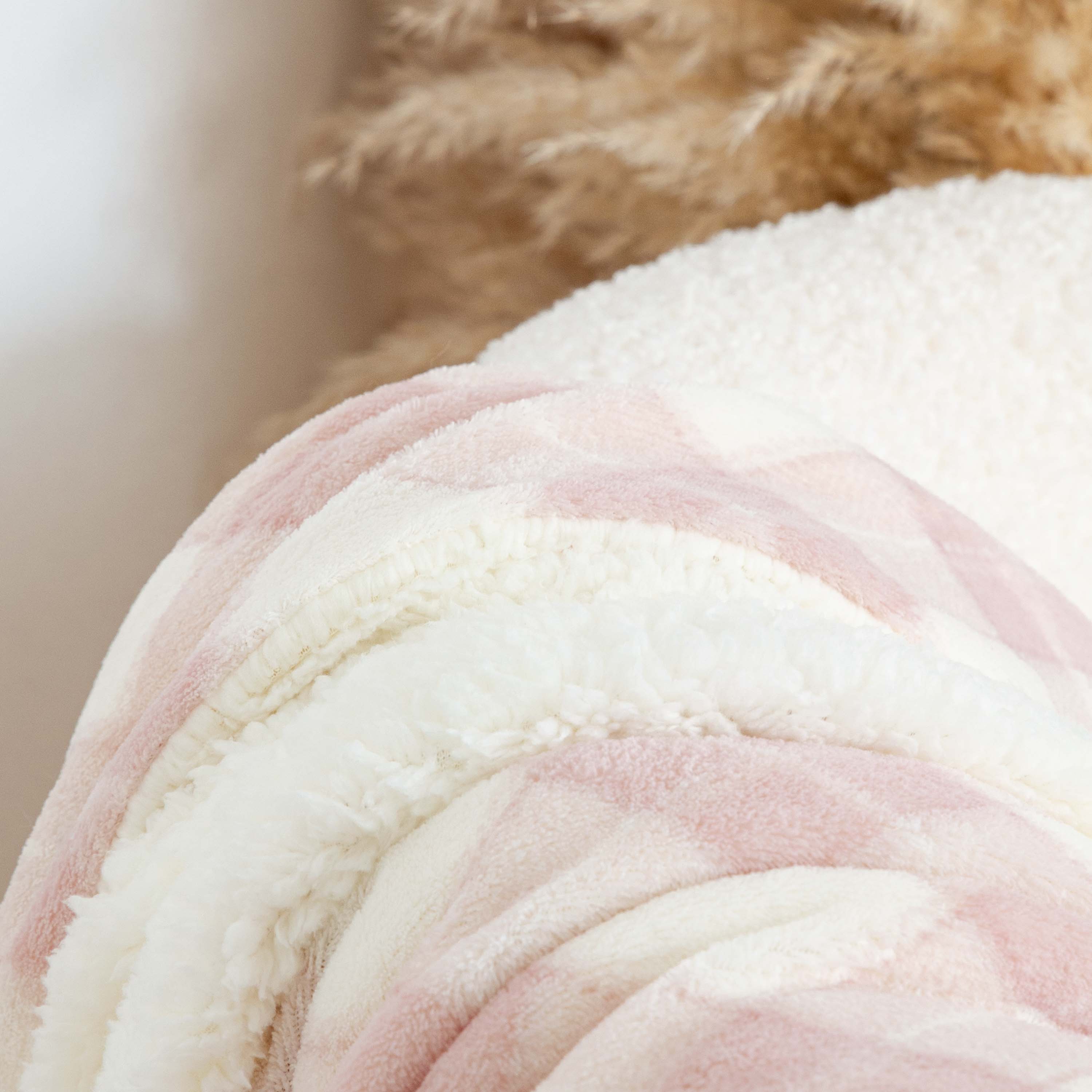 Manta sherpa Cuadro Guima rosa