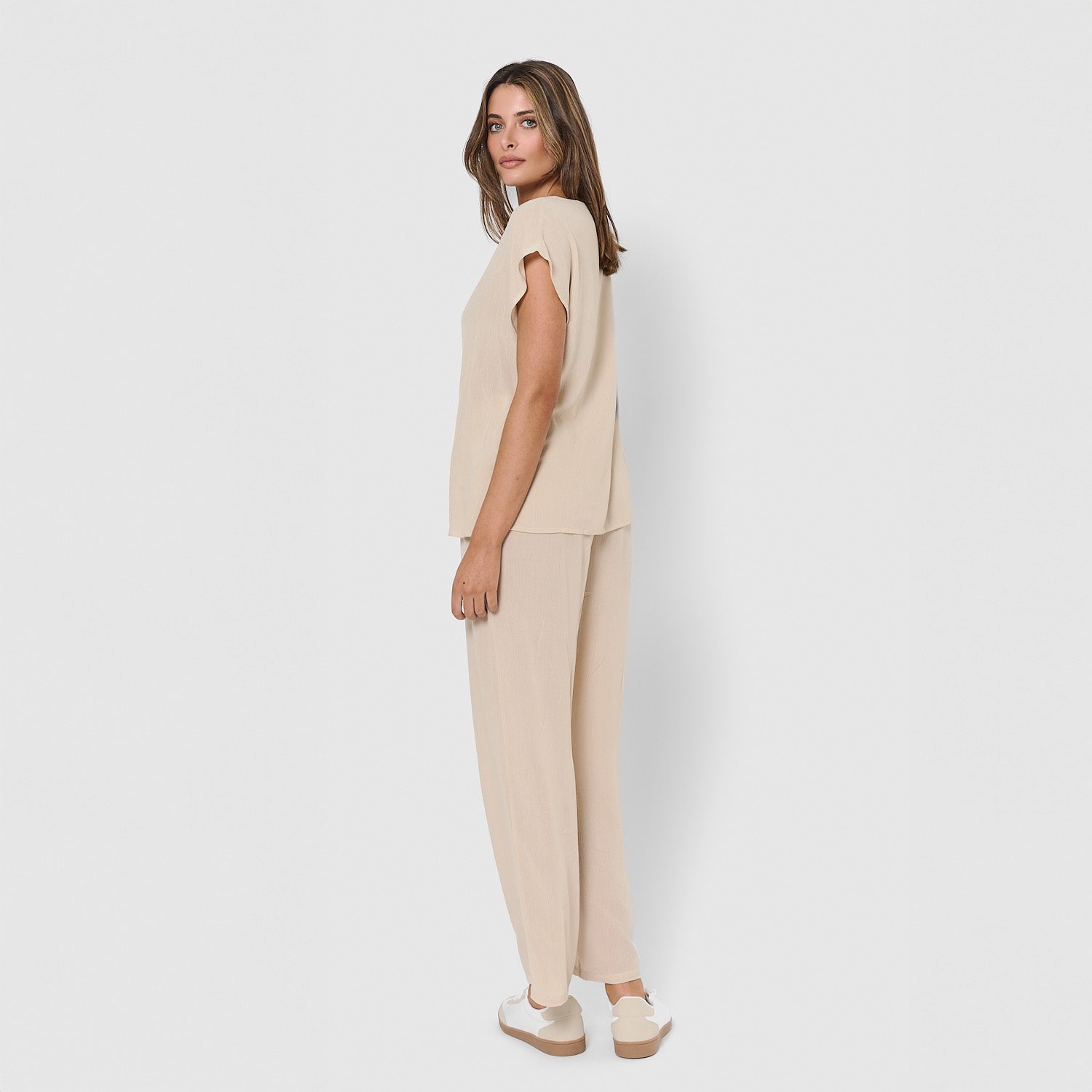 Pantalón largo de mujer de viscosa bambula beige