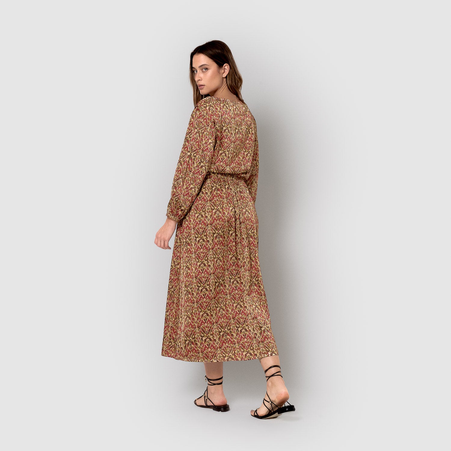 Gonna midi svasata in raso rosso railay