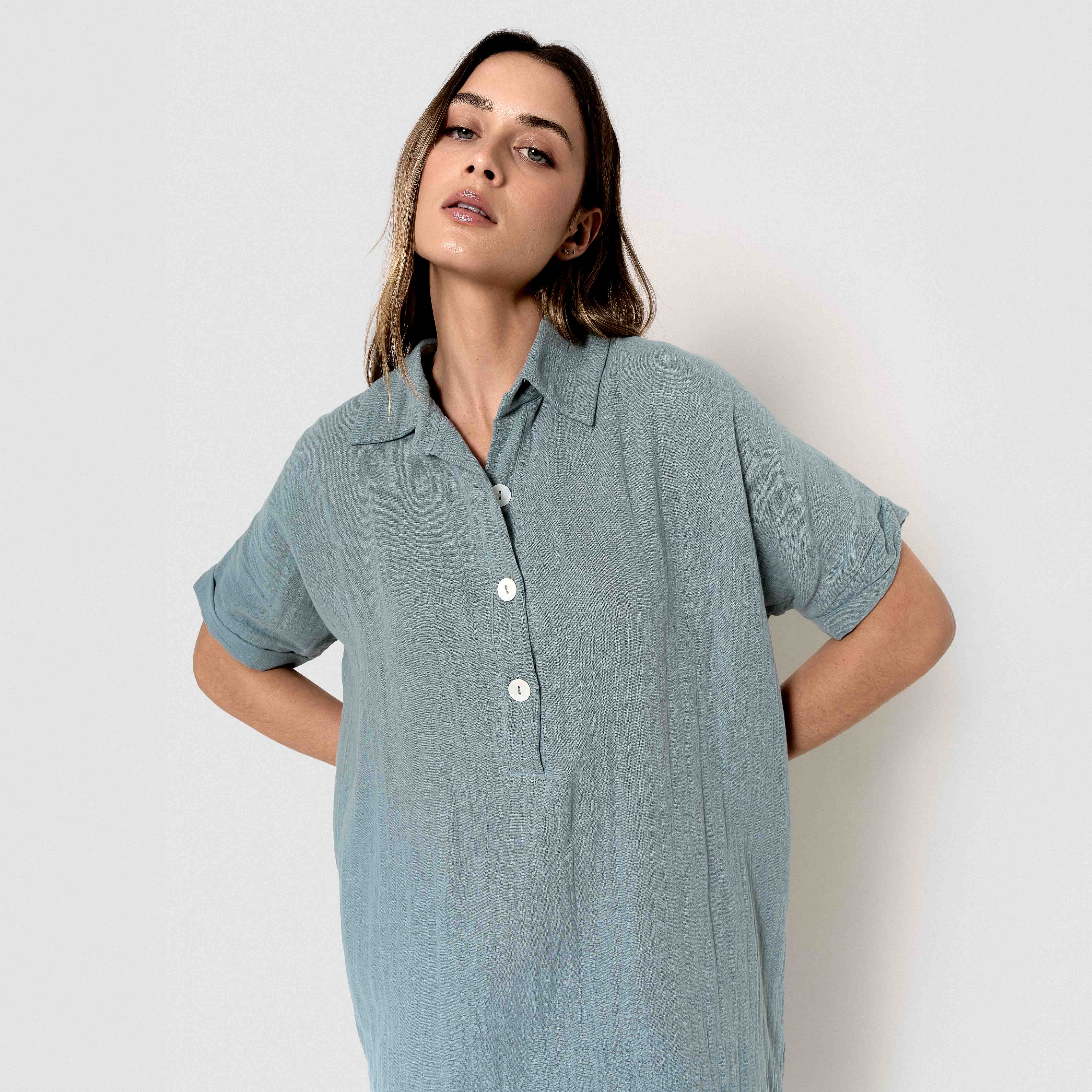 Vestido midi manga fluida muselina índigo