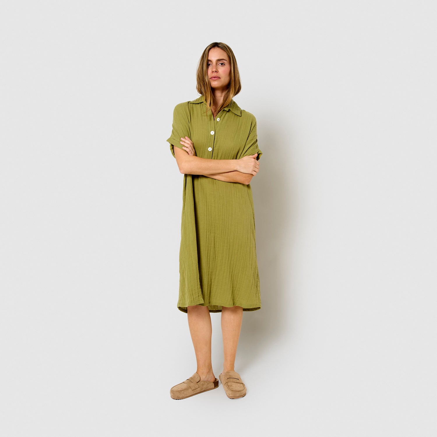 Lemon muslin midi dress with flowing sleeves