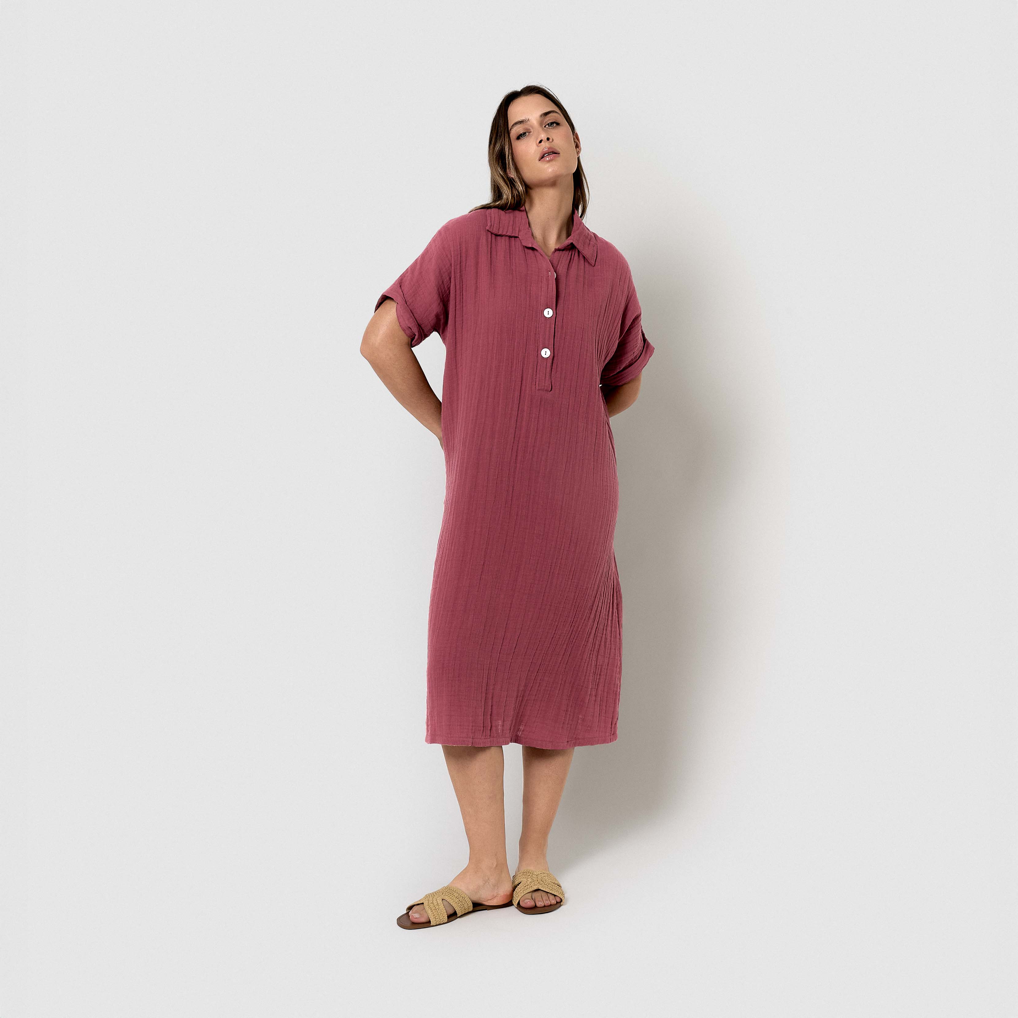 Vestido midi manga fluida muselina malva/rosa