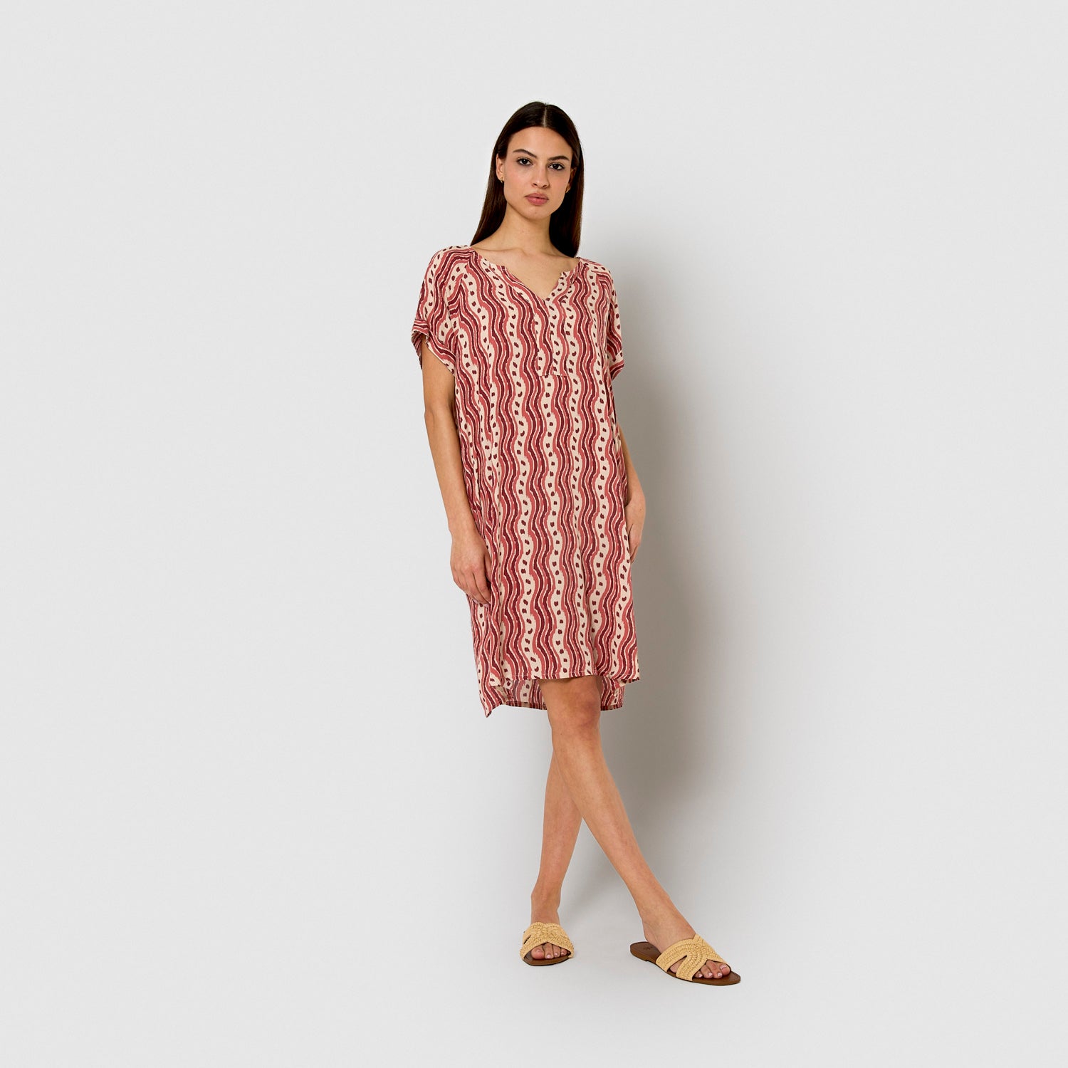 Short viscose chambray dress, begonia burgundy