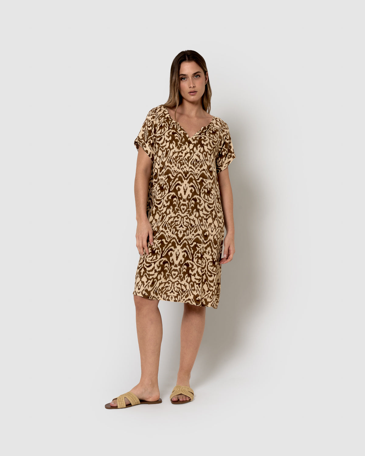 Abito corto in viscosa marrone