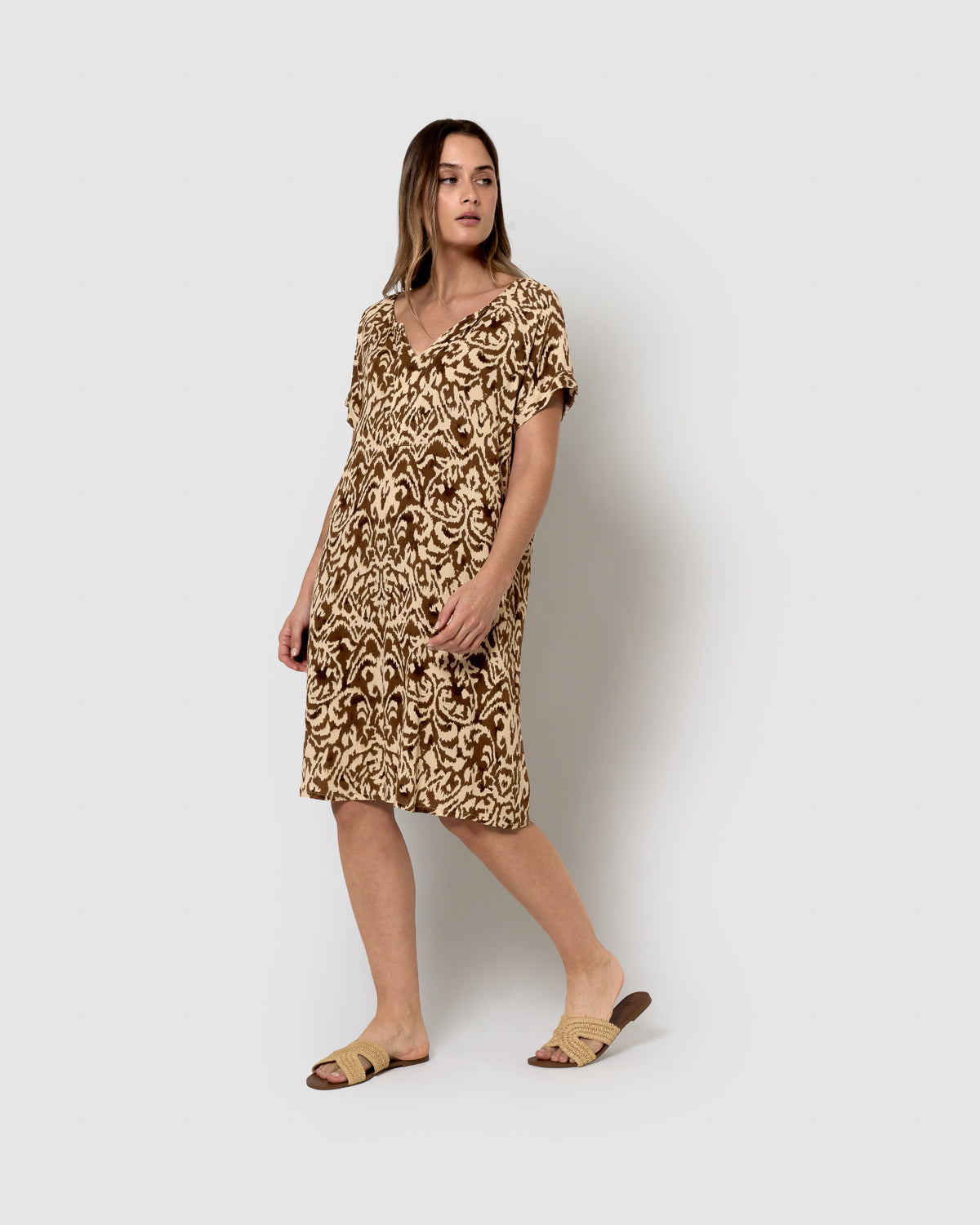 Abito corto in viscosa marrone