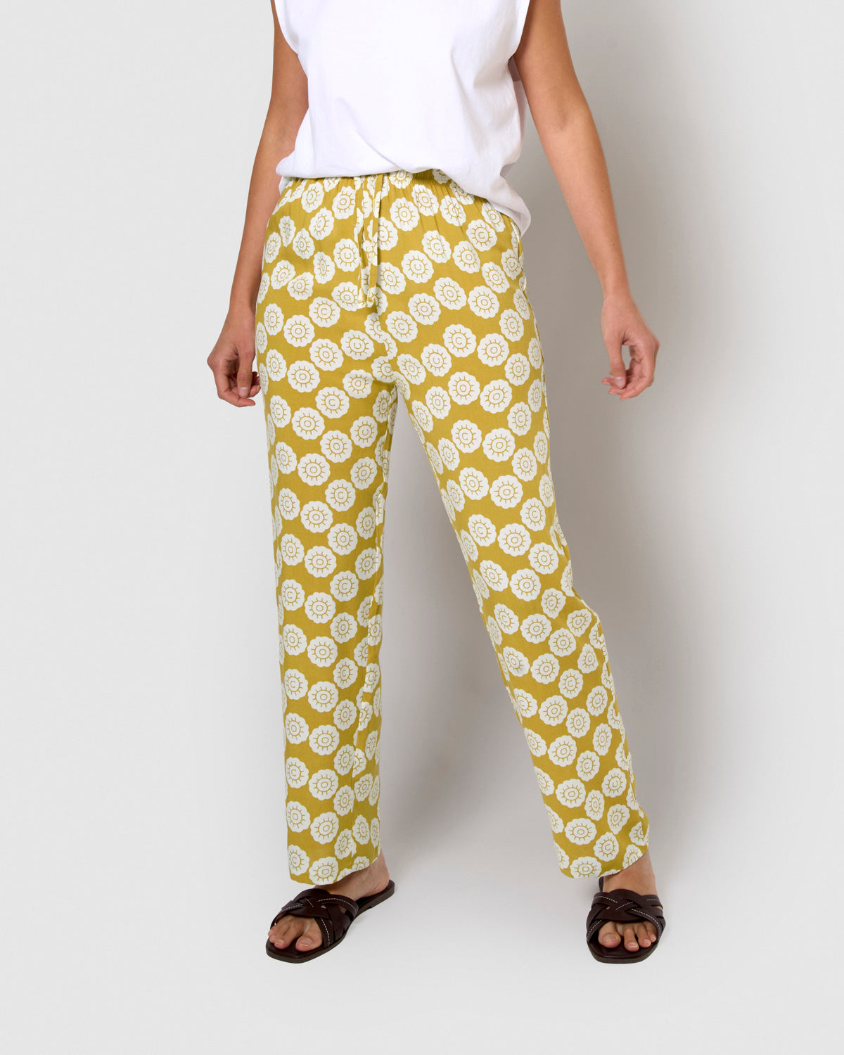 Calças de viscose com base em formato de limão