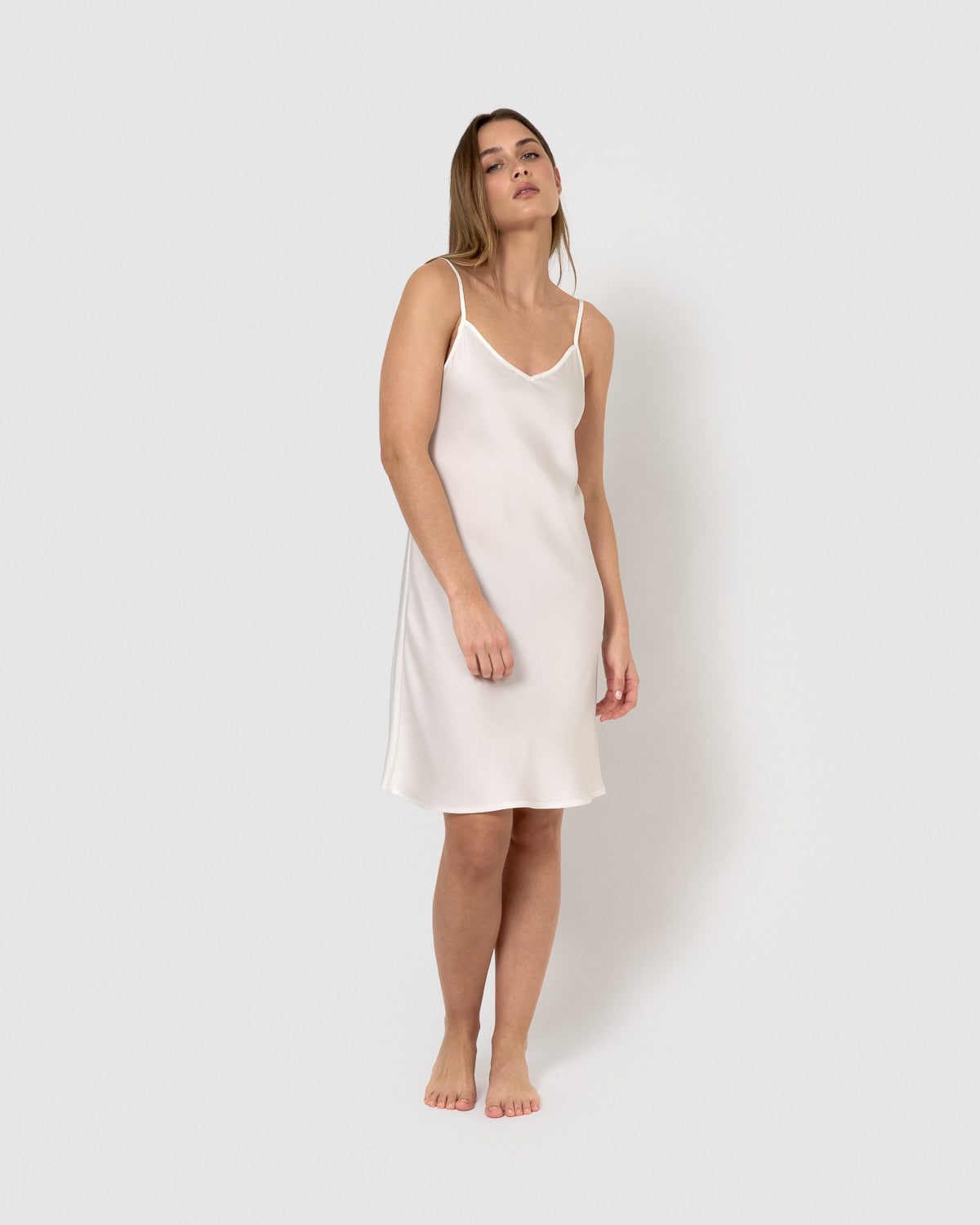 Nuova camicia da notte corta in raso naturale