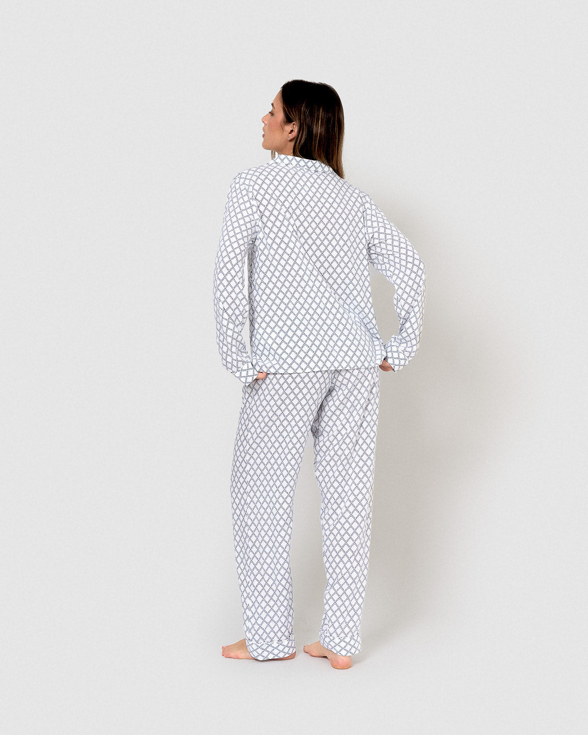 Pigiama lungo a camicia in viscosa color ciliegia indaco