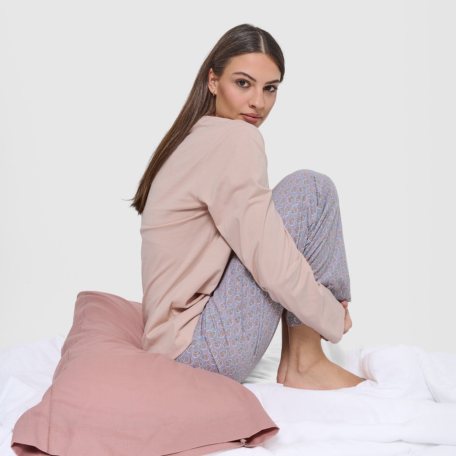 Pigiama lungo Milena rosa in cotone con scollo a V