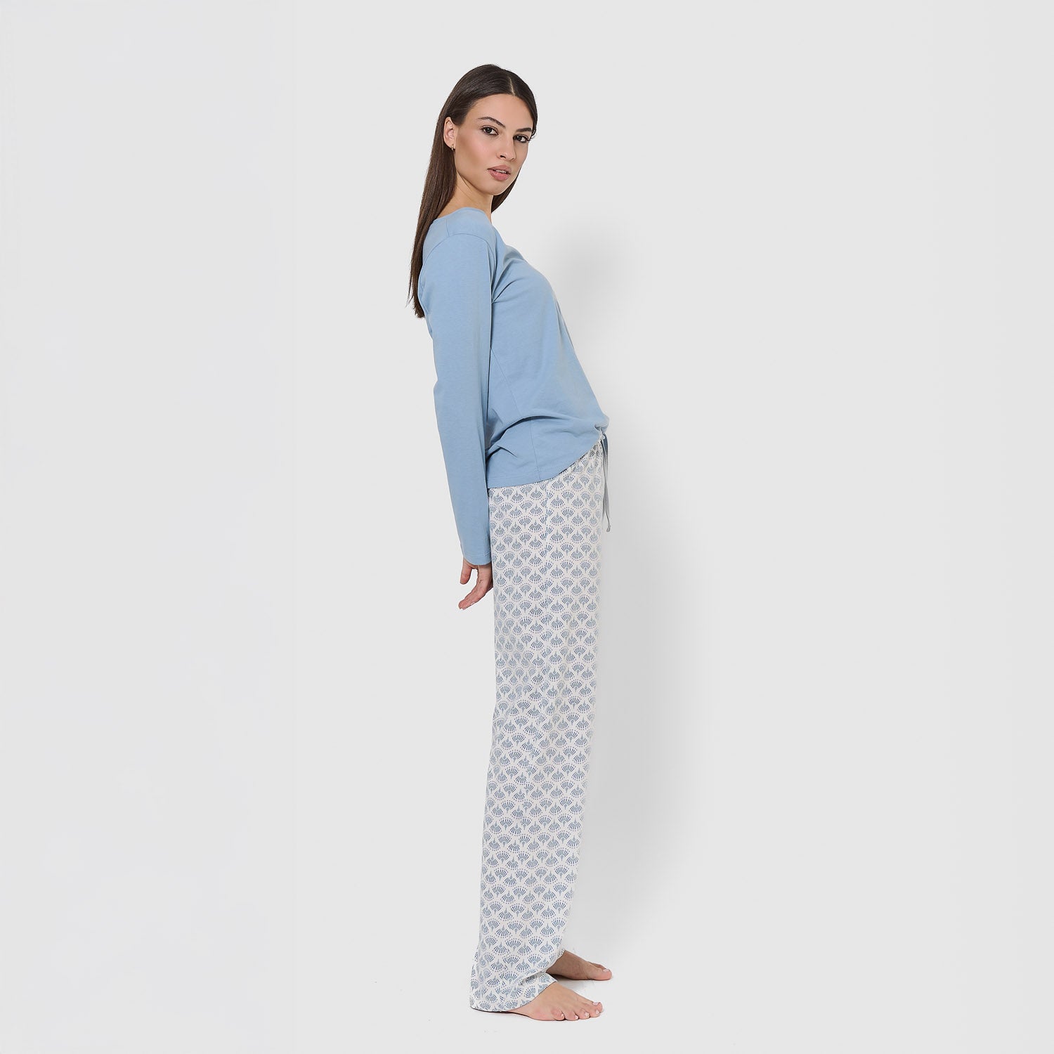Pijama largo de algodón con escote pico arubi azul